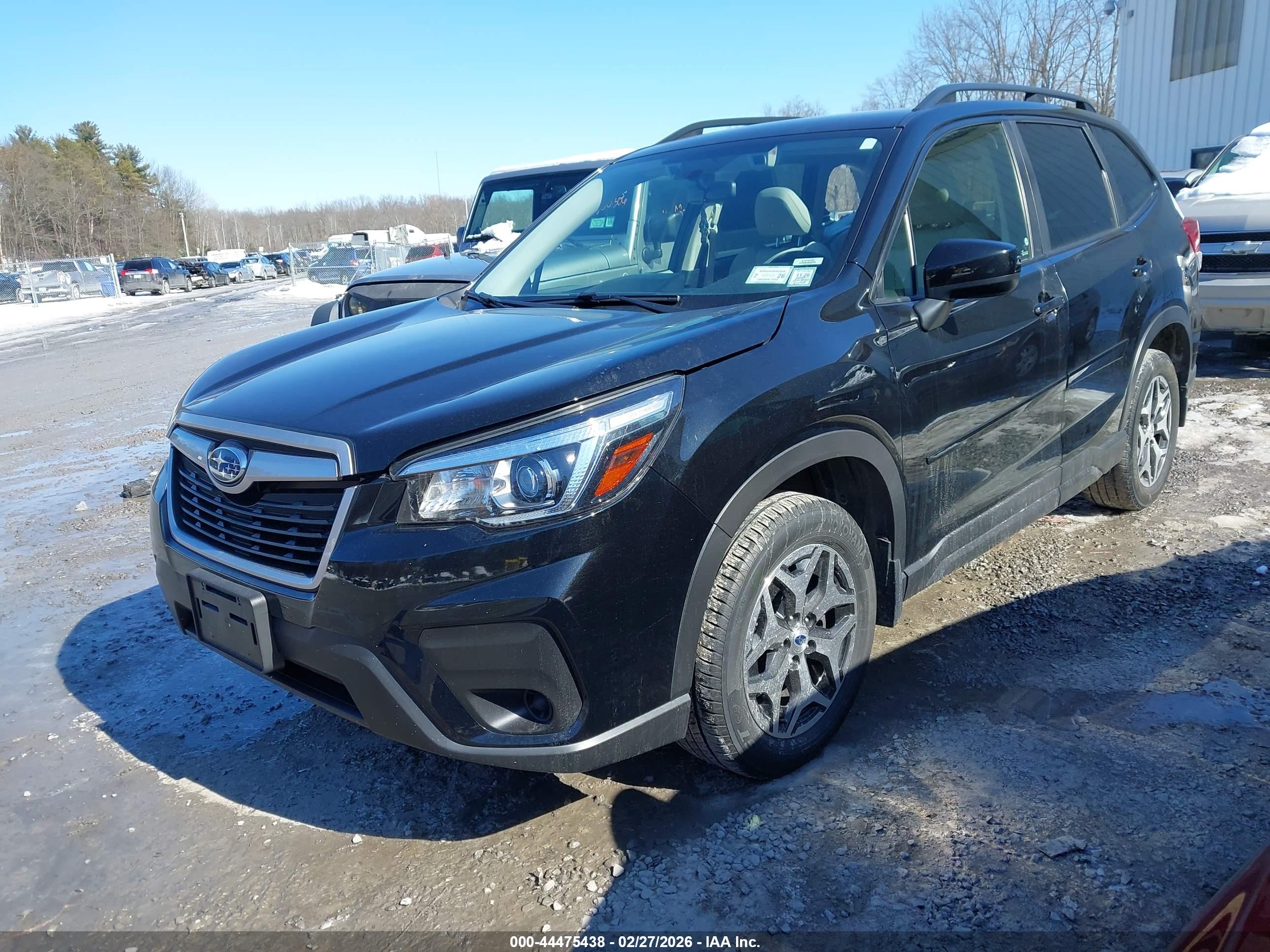 SUBARU FORESTER image 2