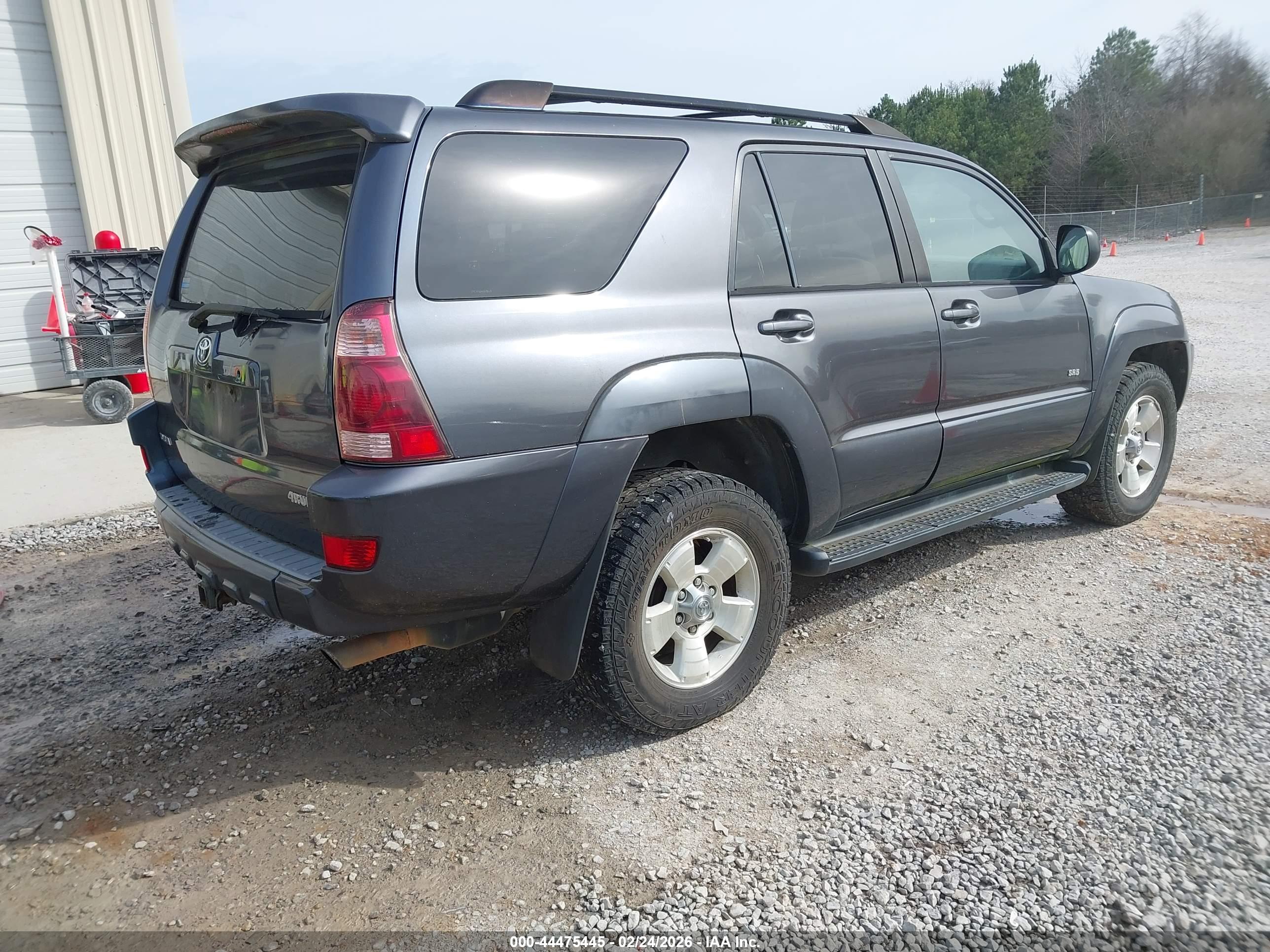 TOYOTA 4RUNNER image 4