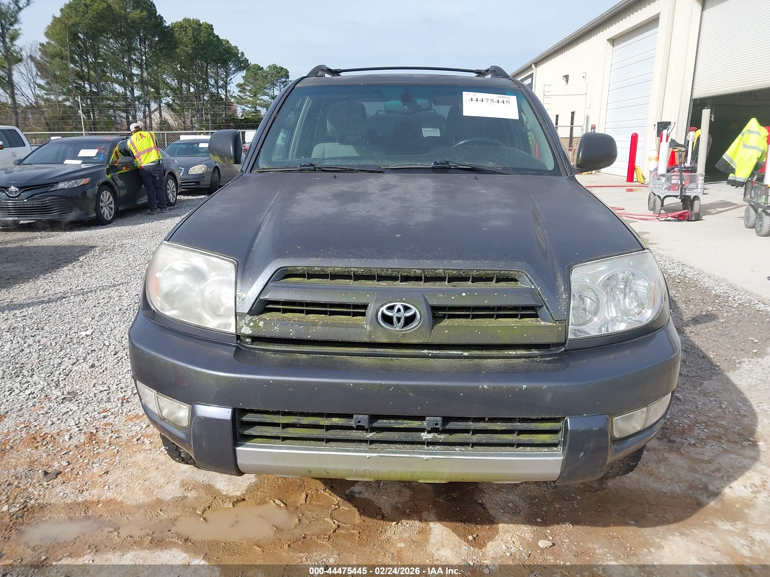 TOYOTA 4RUNNER image 6