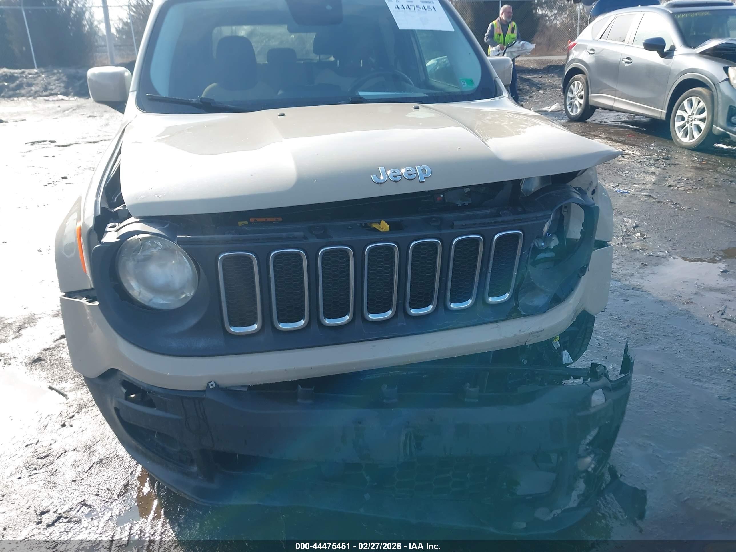 JEEP RENEGADE image 6
