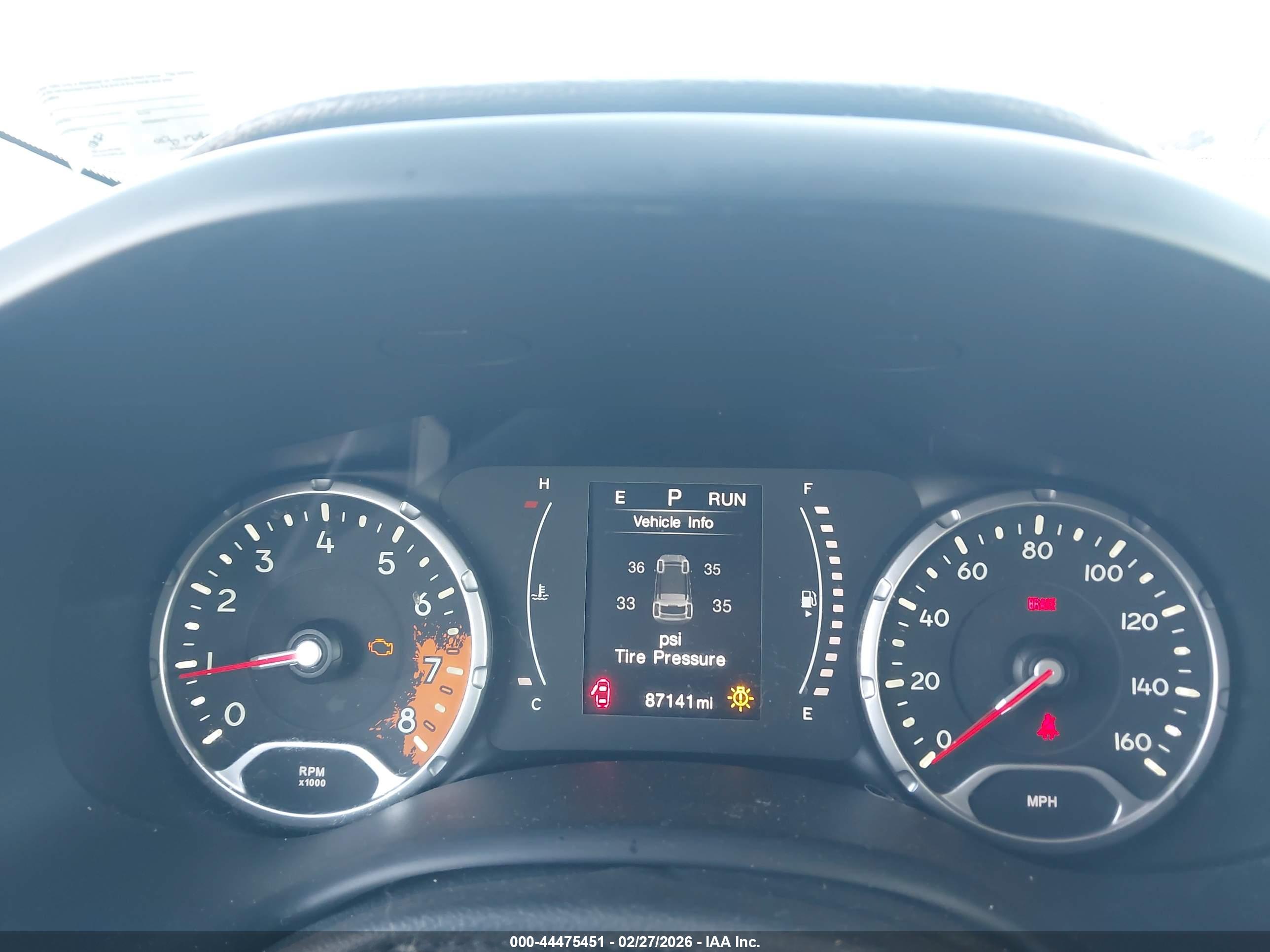 JEEP RENEGADE image 7