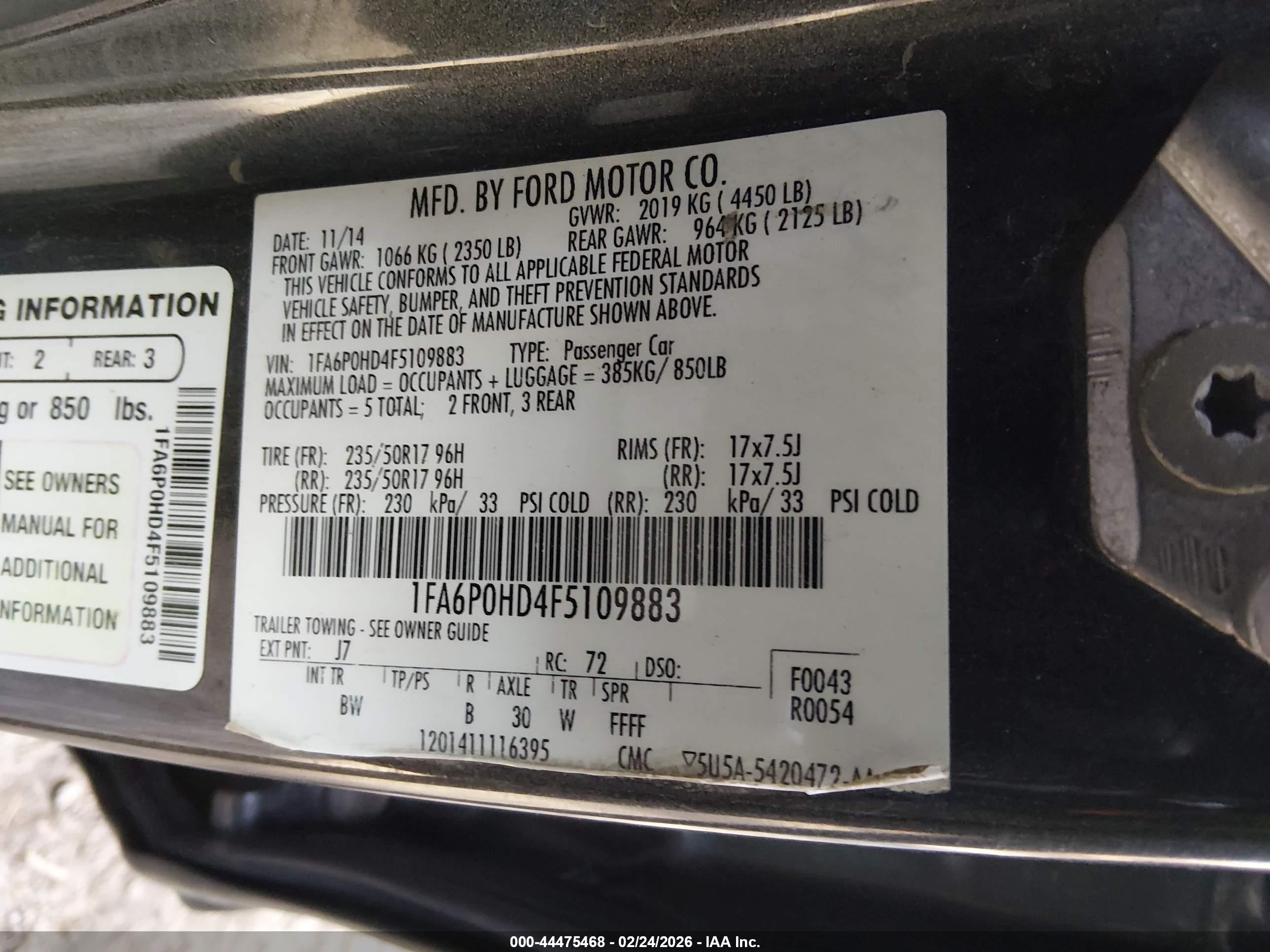FORD FUSION image 9