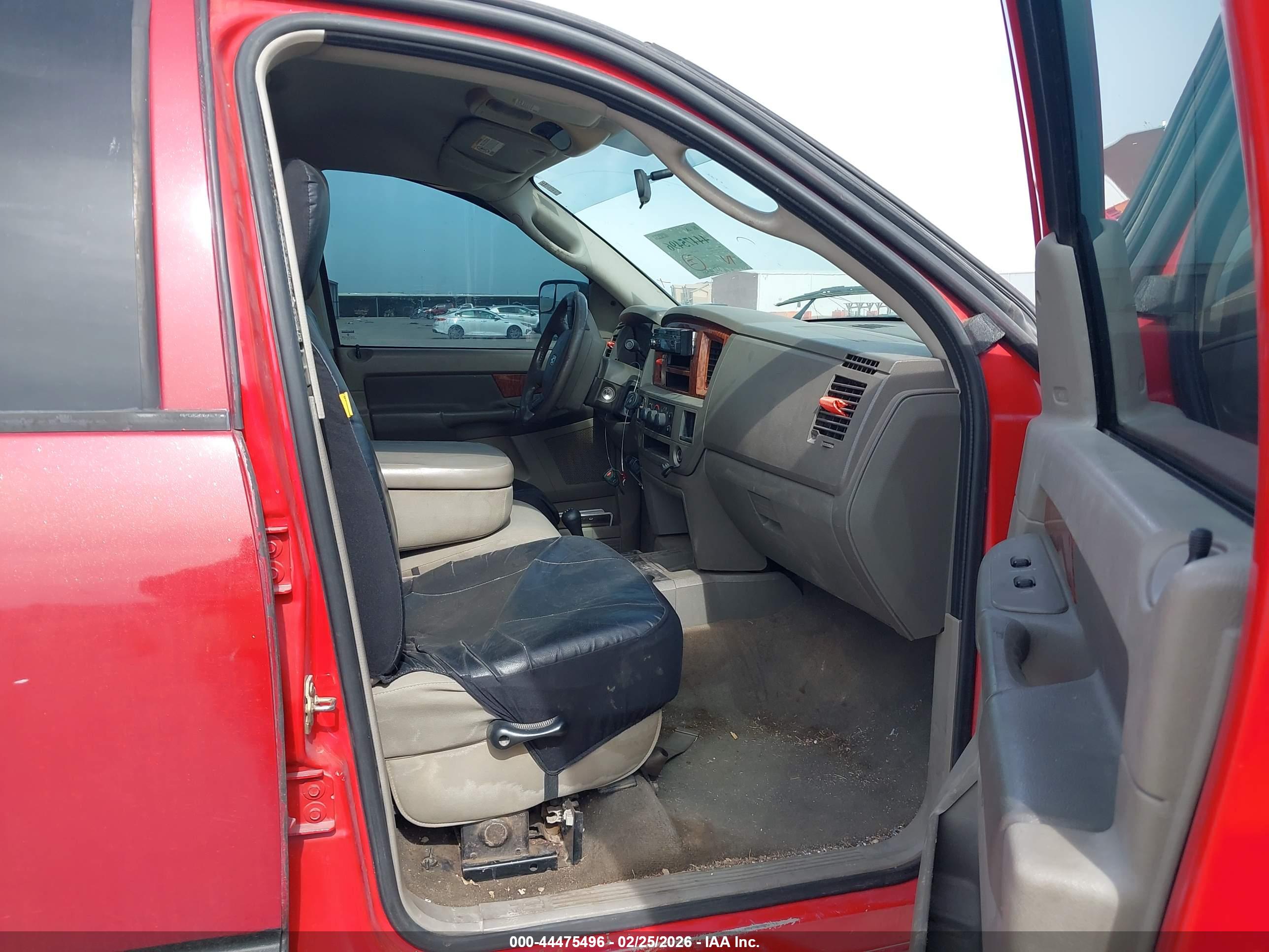 DODGE RAM image 5
