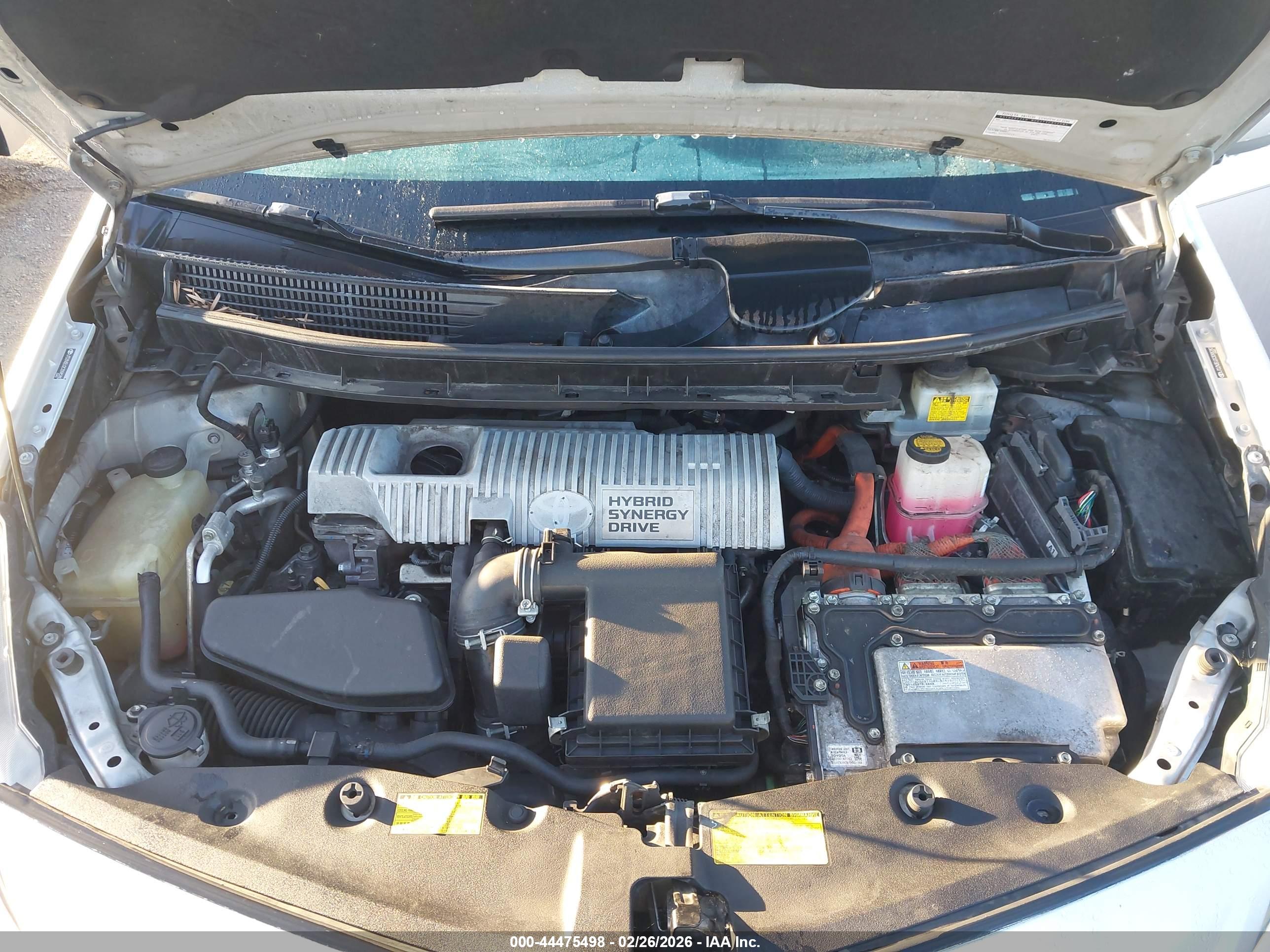 TOYOTA PRIUS image 10