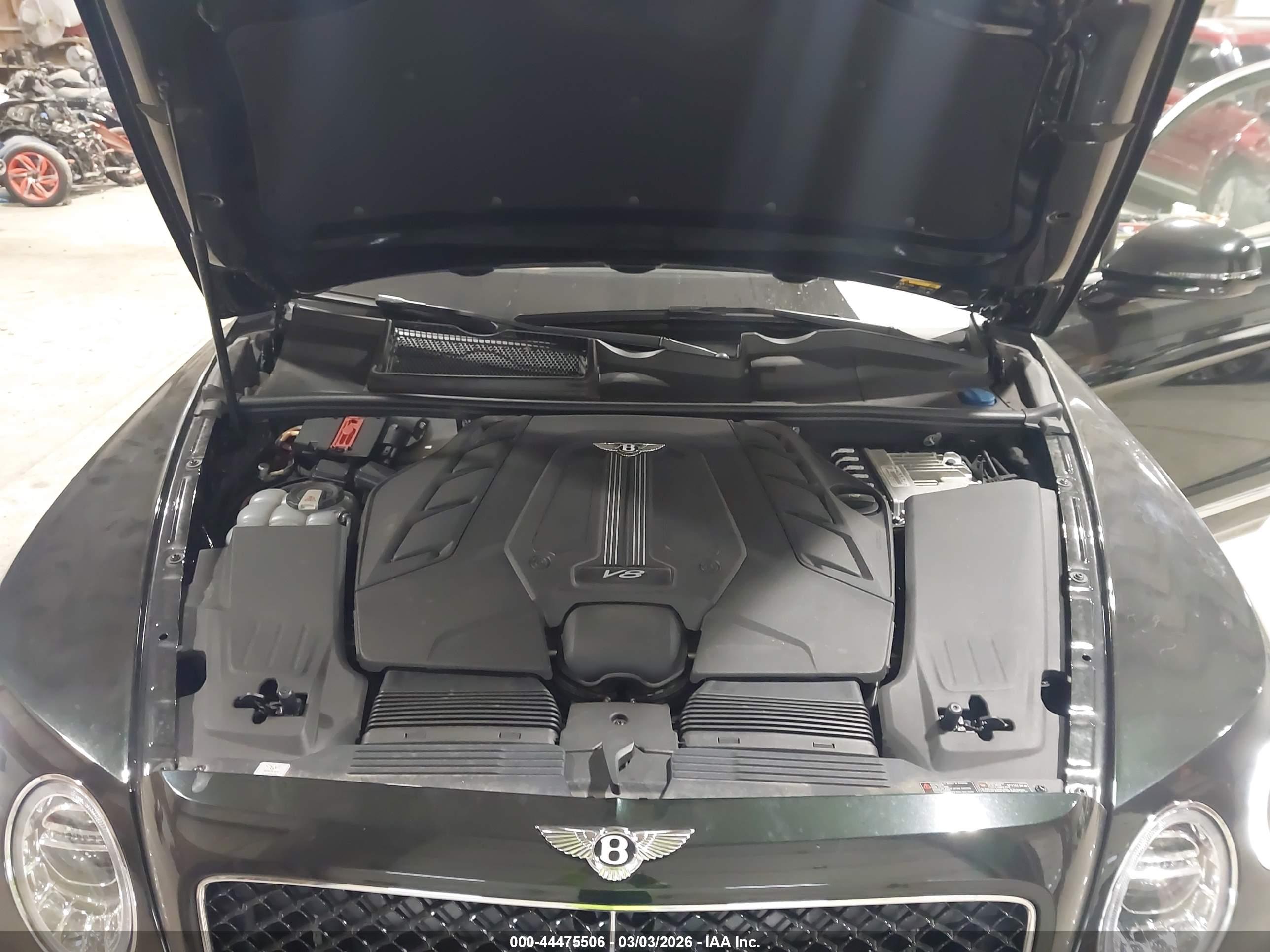 BENTLEY BENTAYGA image 10