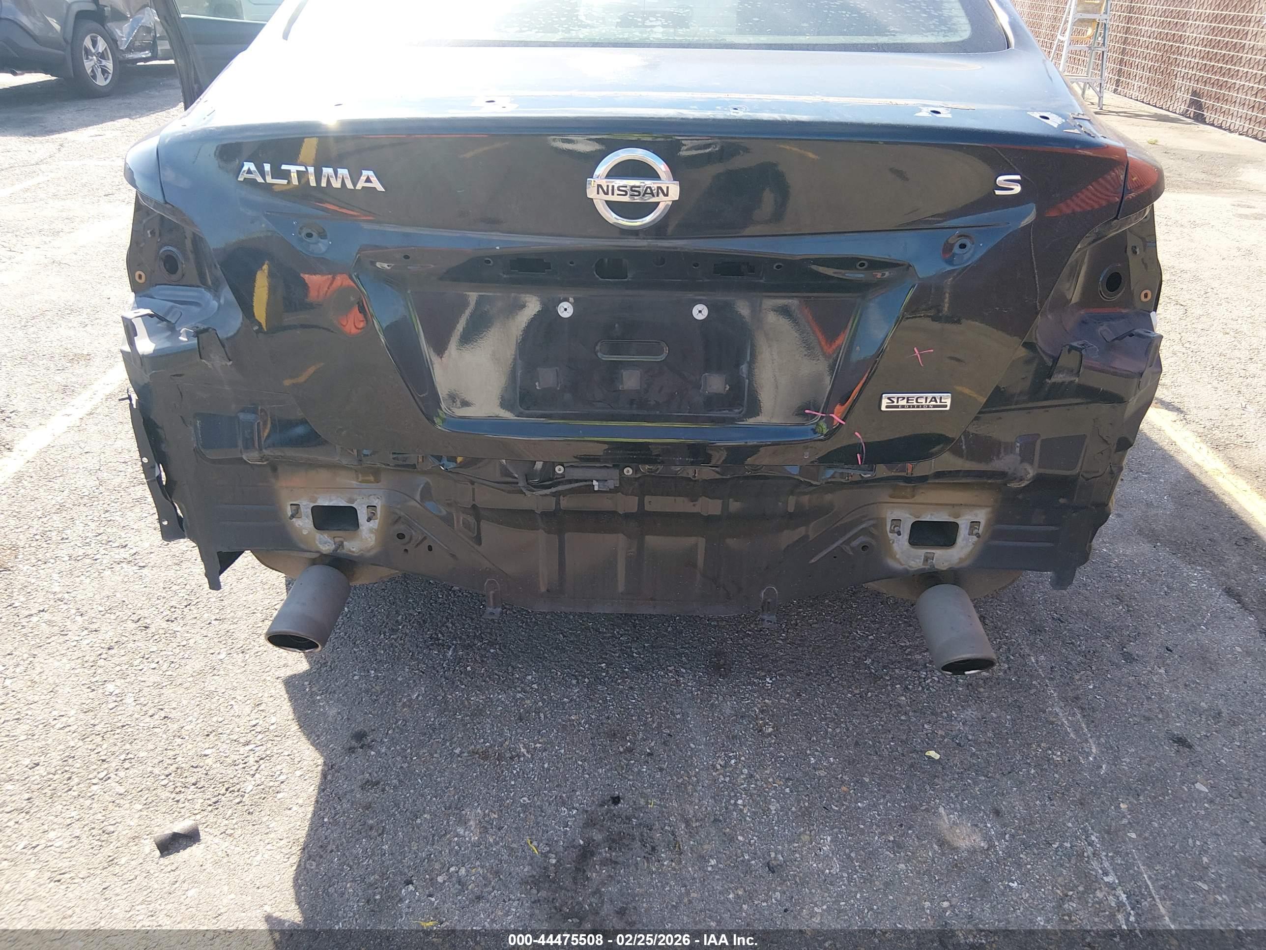 NISSAN ALTIMA image 6
