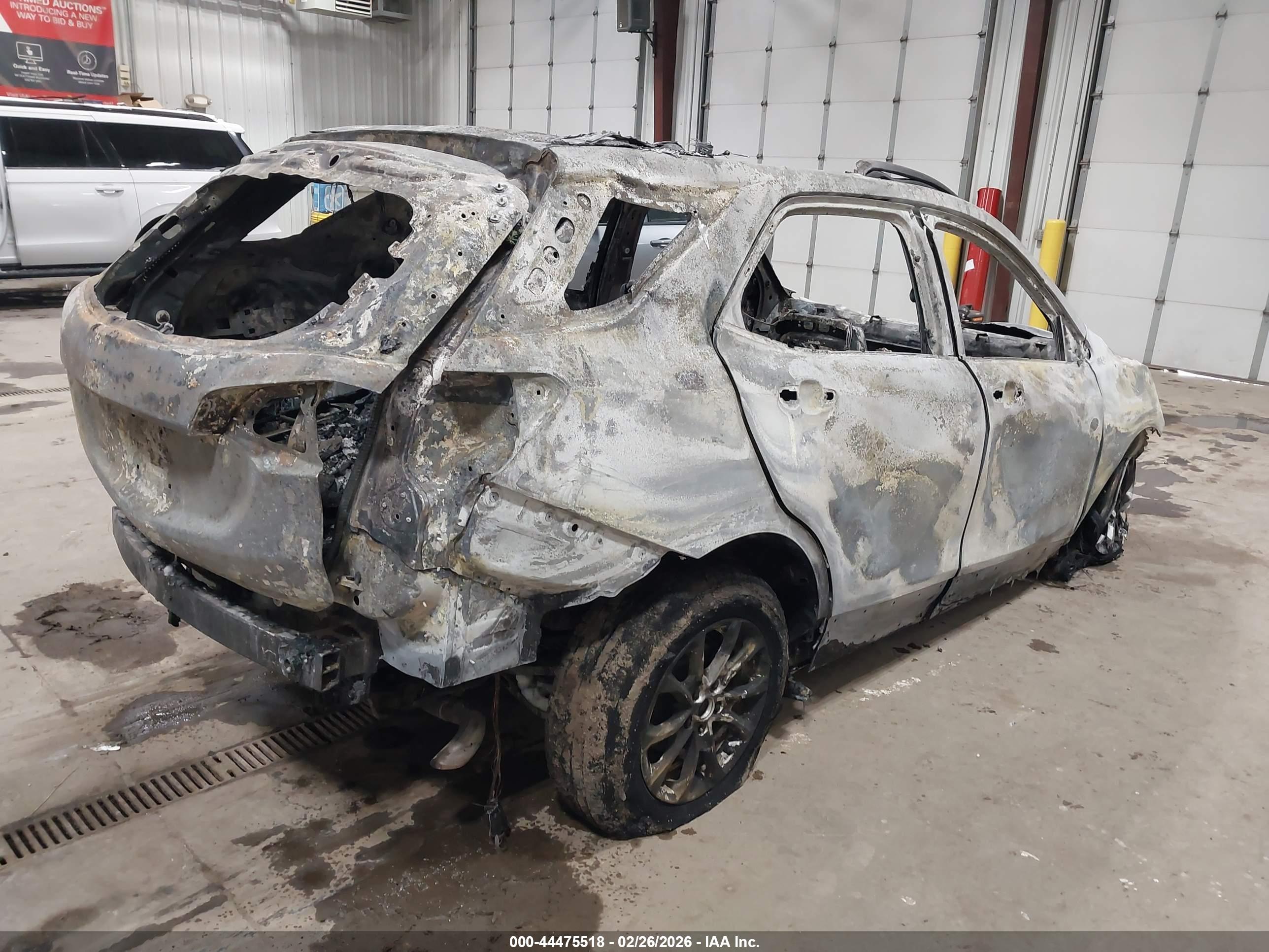 CHEVROLET EQUINOX image 4