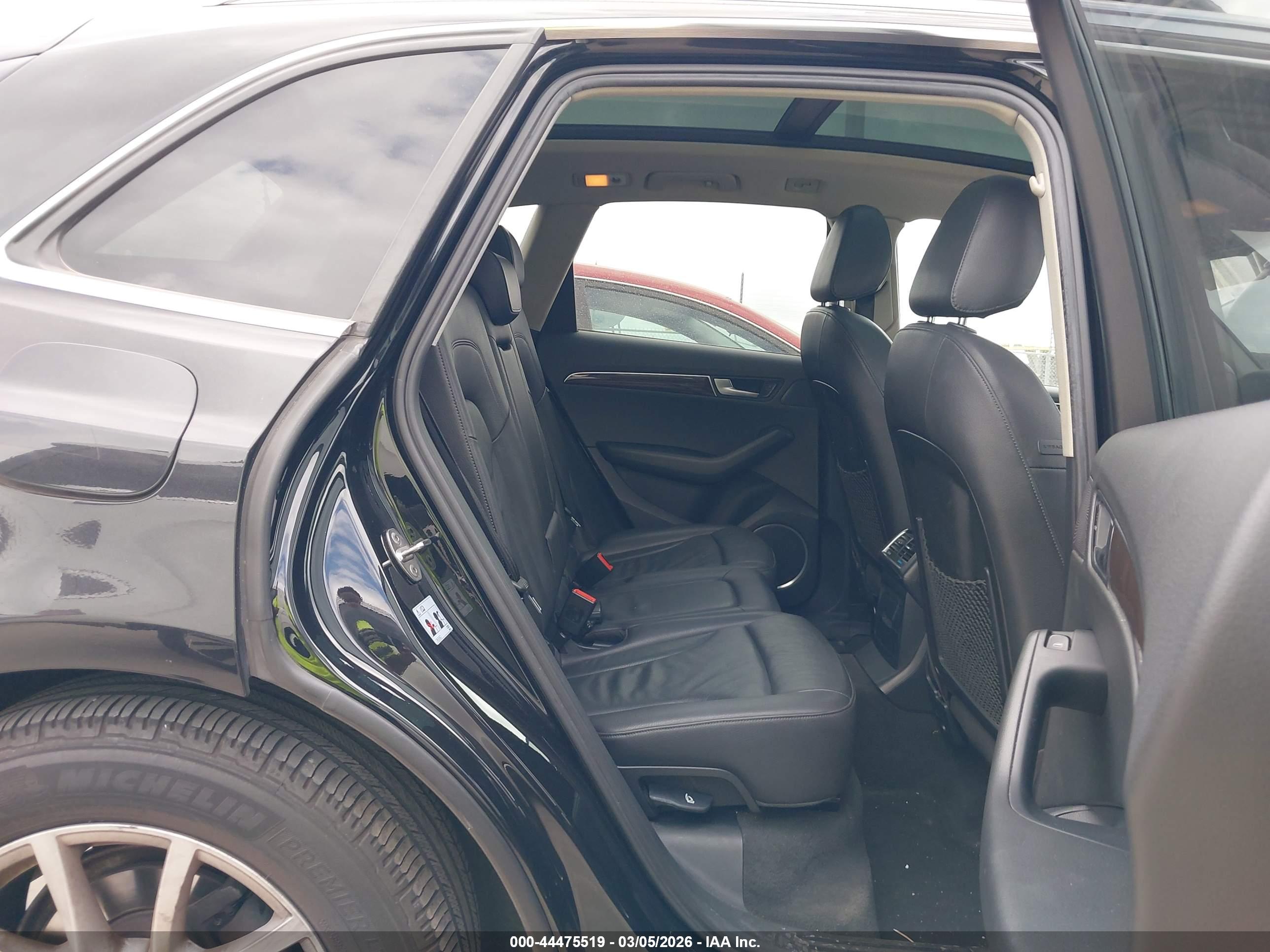 AUDI Q5 image 8