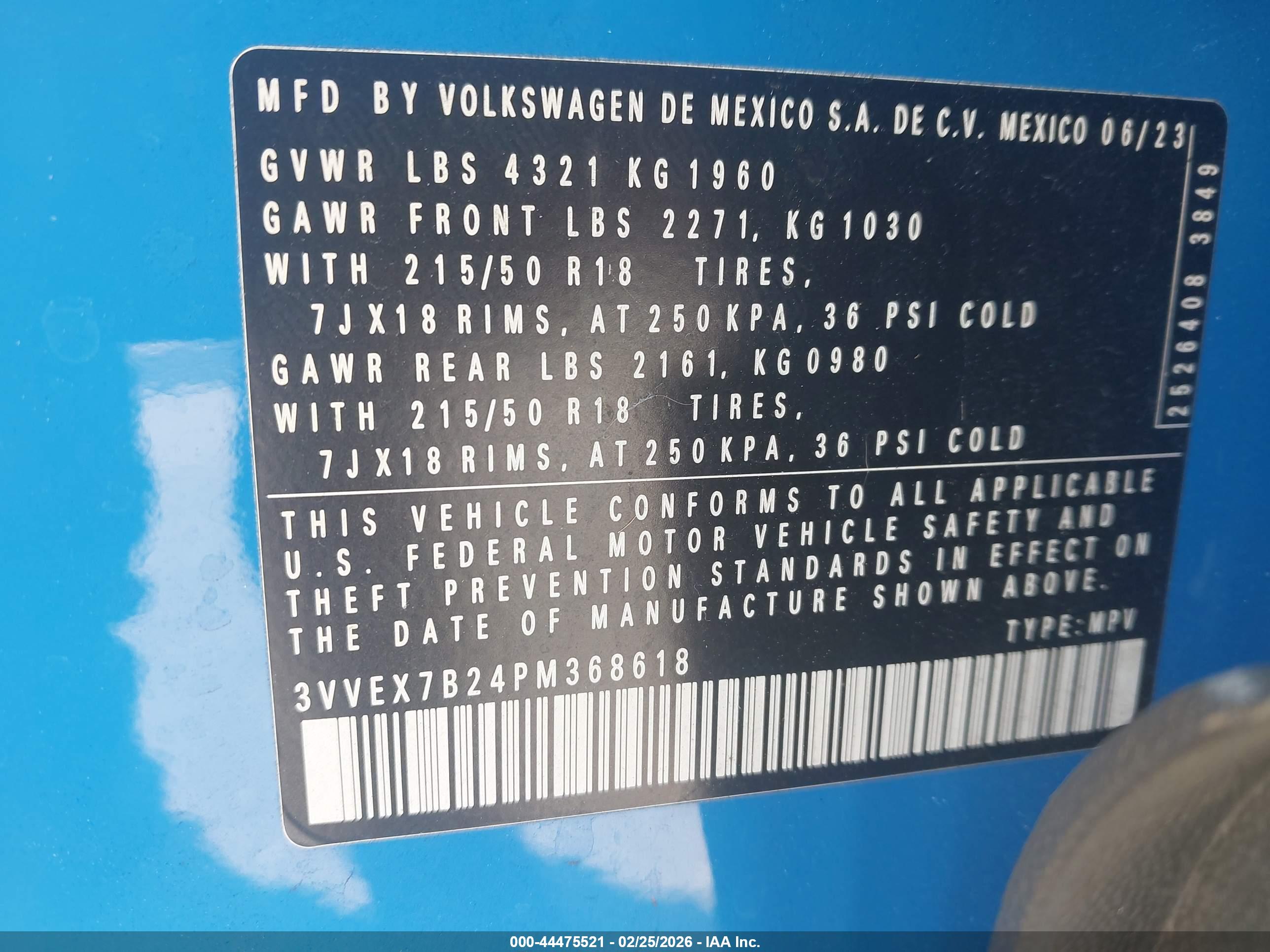 VOLKSWAGEN TAOS image 9