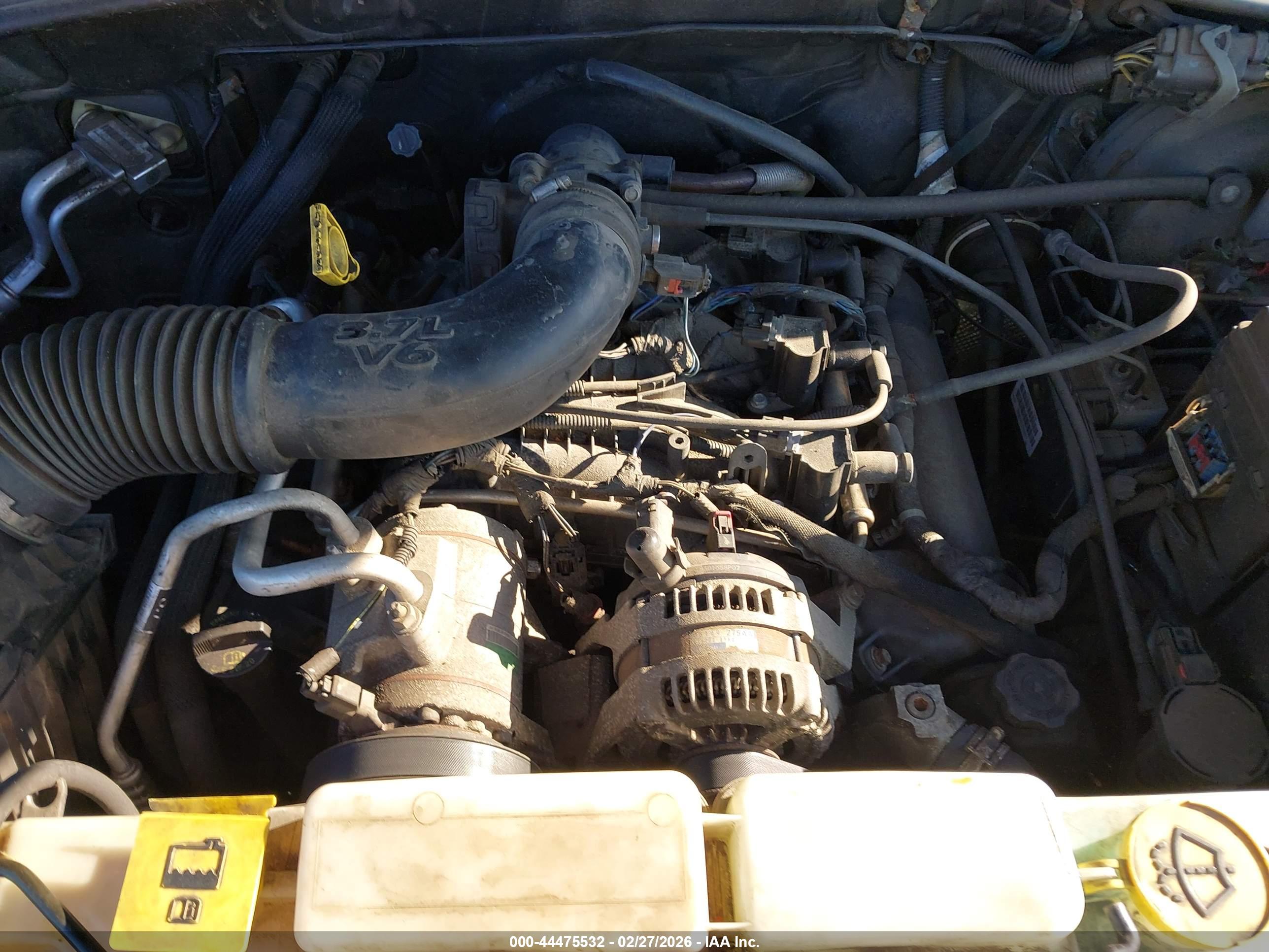 JEEP LIBERTY image 10