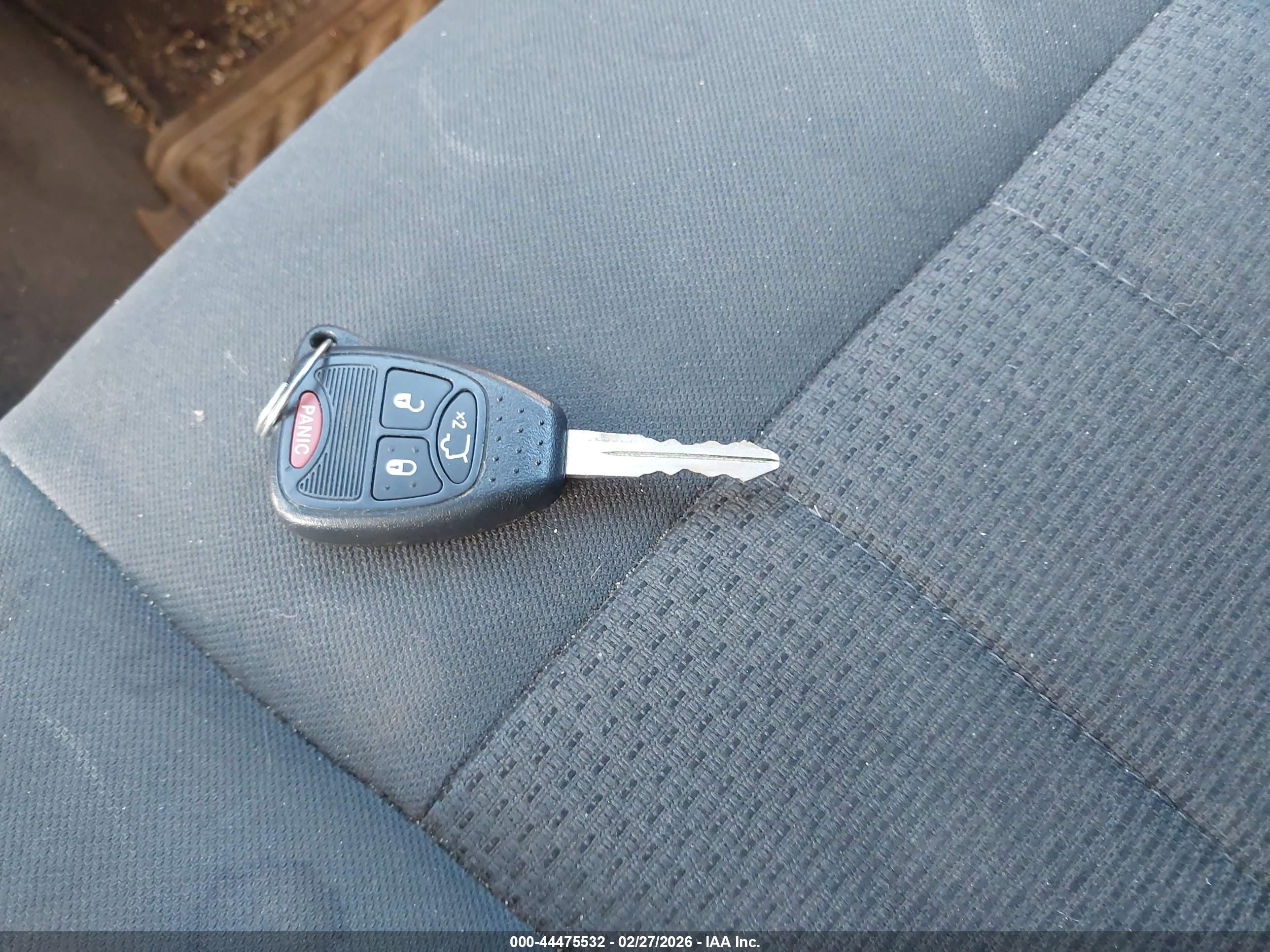 JEEP LIBERTY image 11