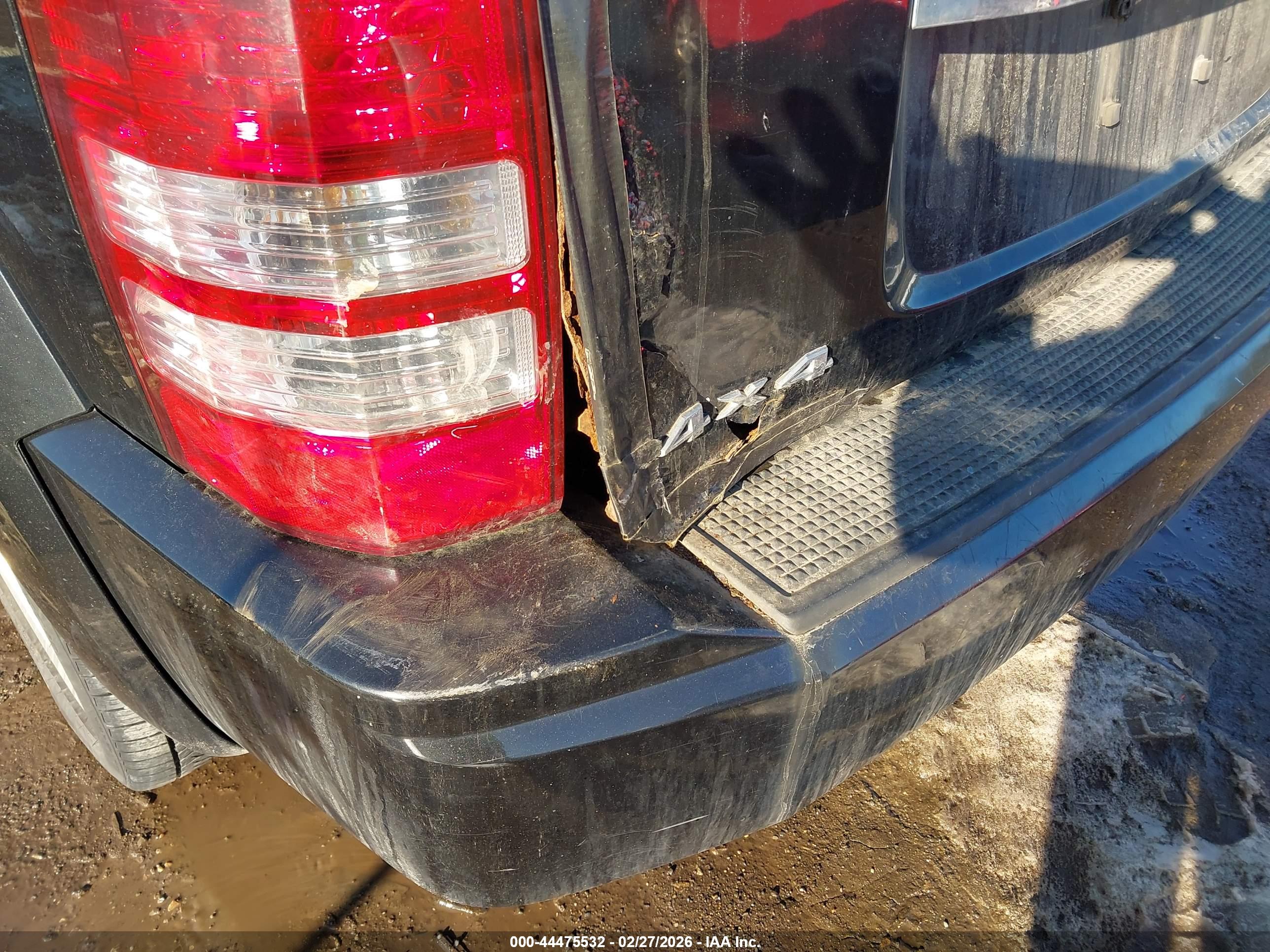 JEEP LIBERTY image 6
