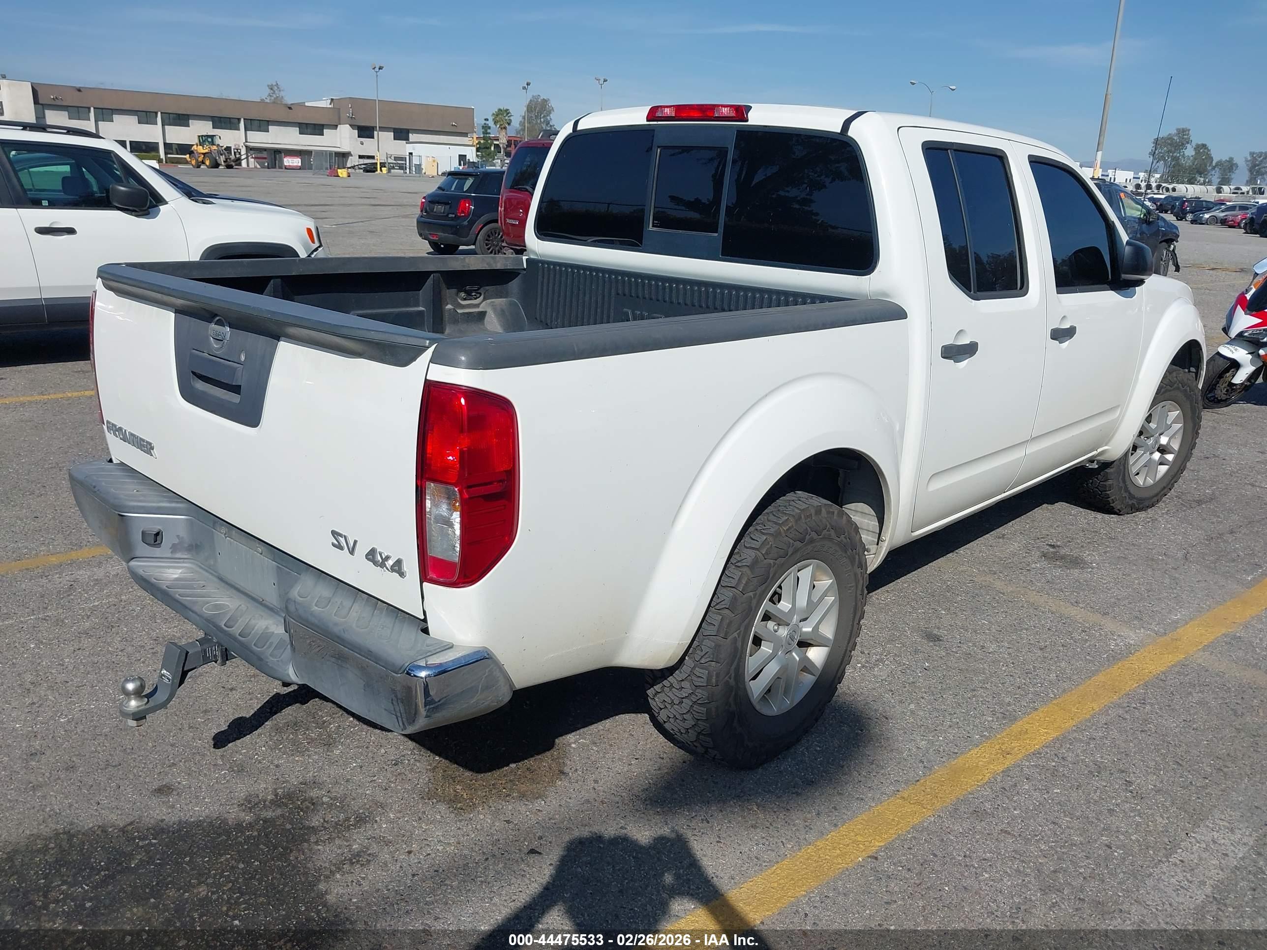 NISSAN FRONTIER image 4