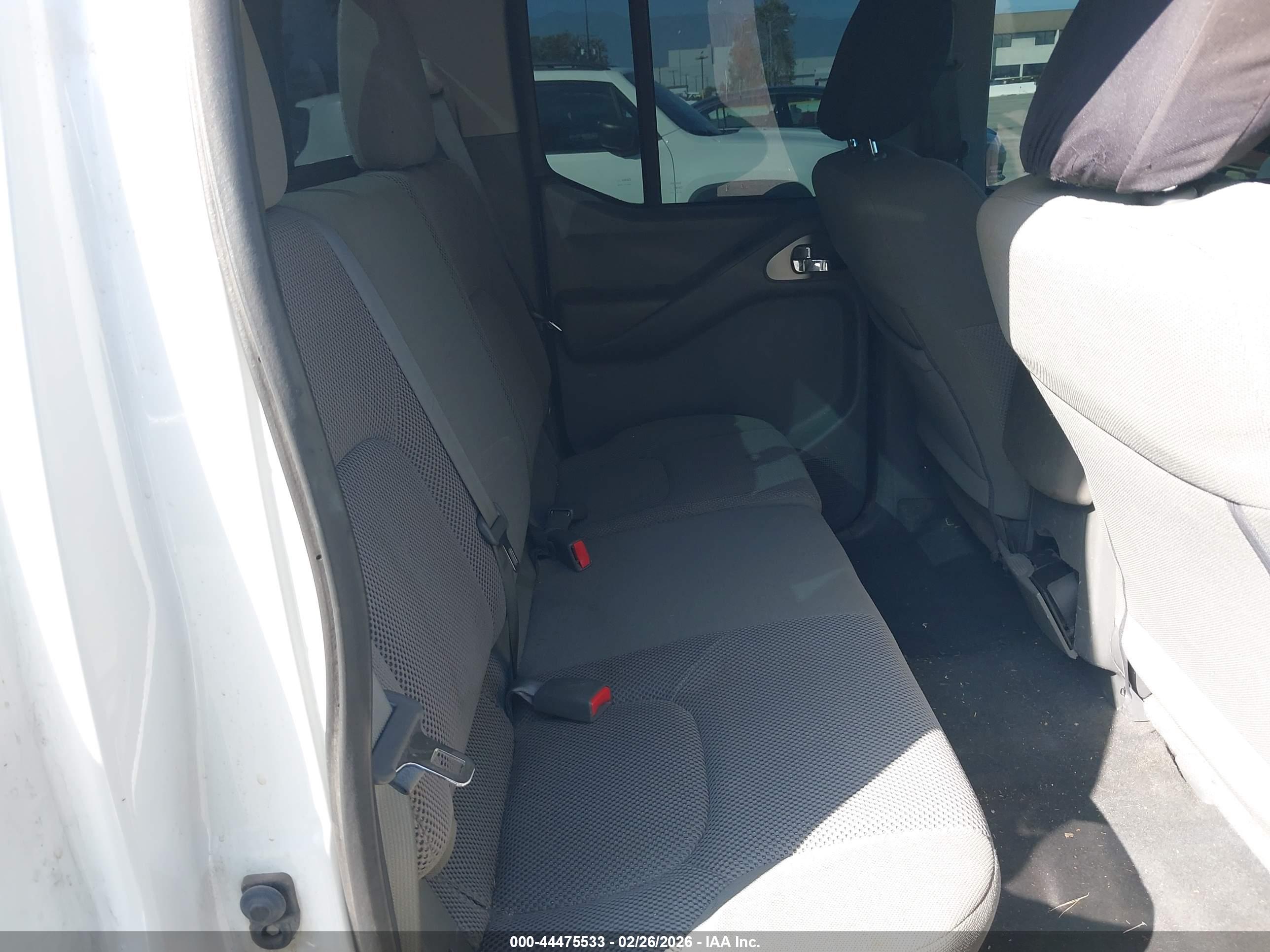 NISSAN FRONTIER image 8