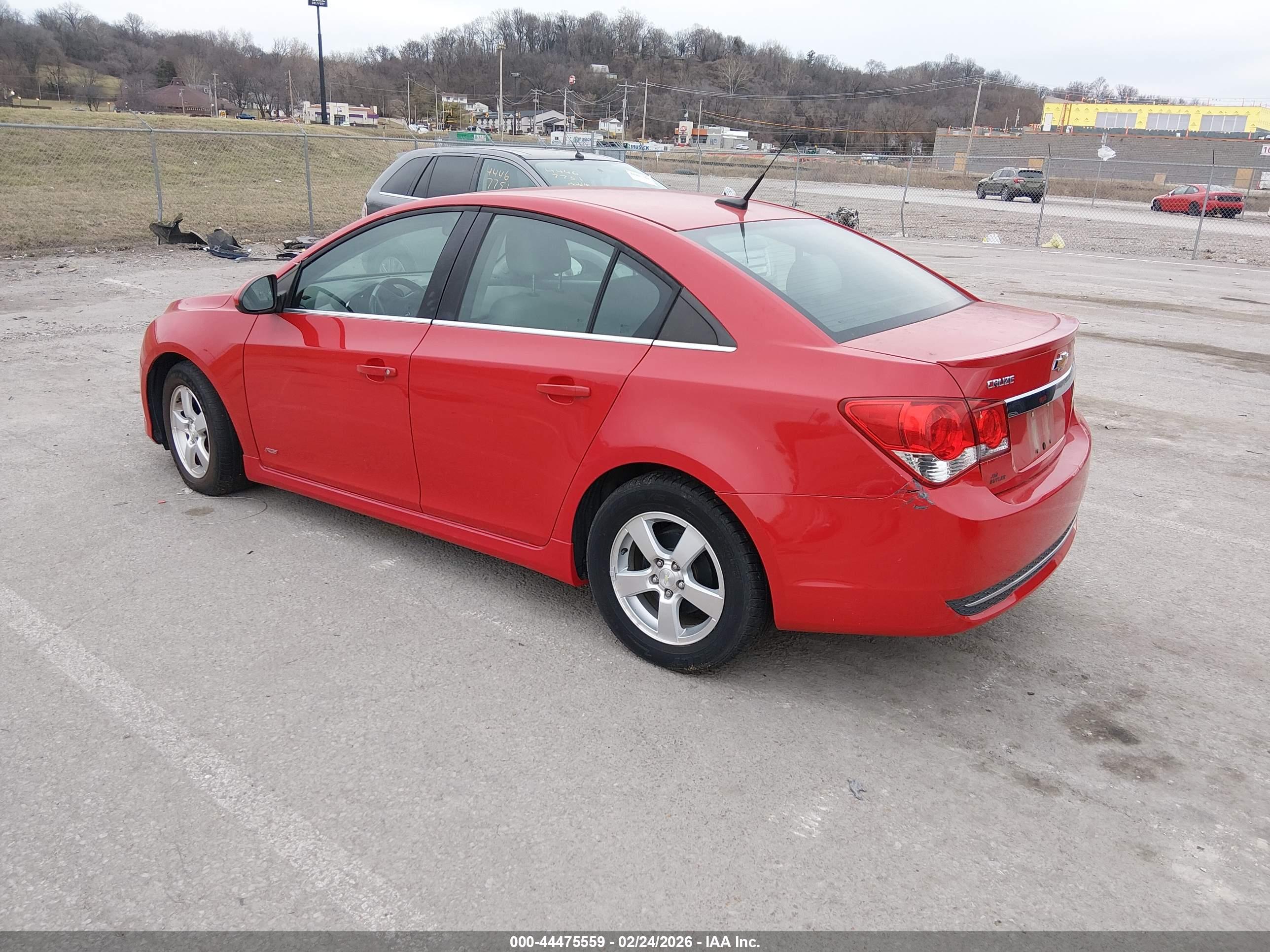 CHEVROLET CRUZE image 3