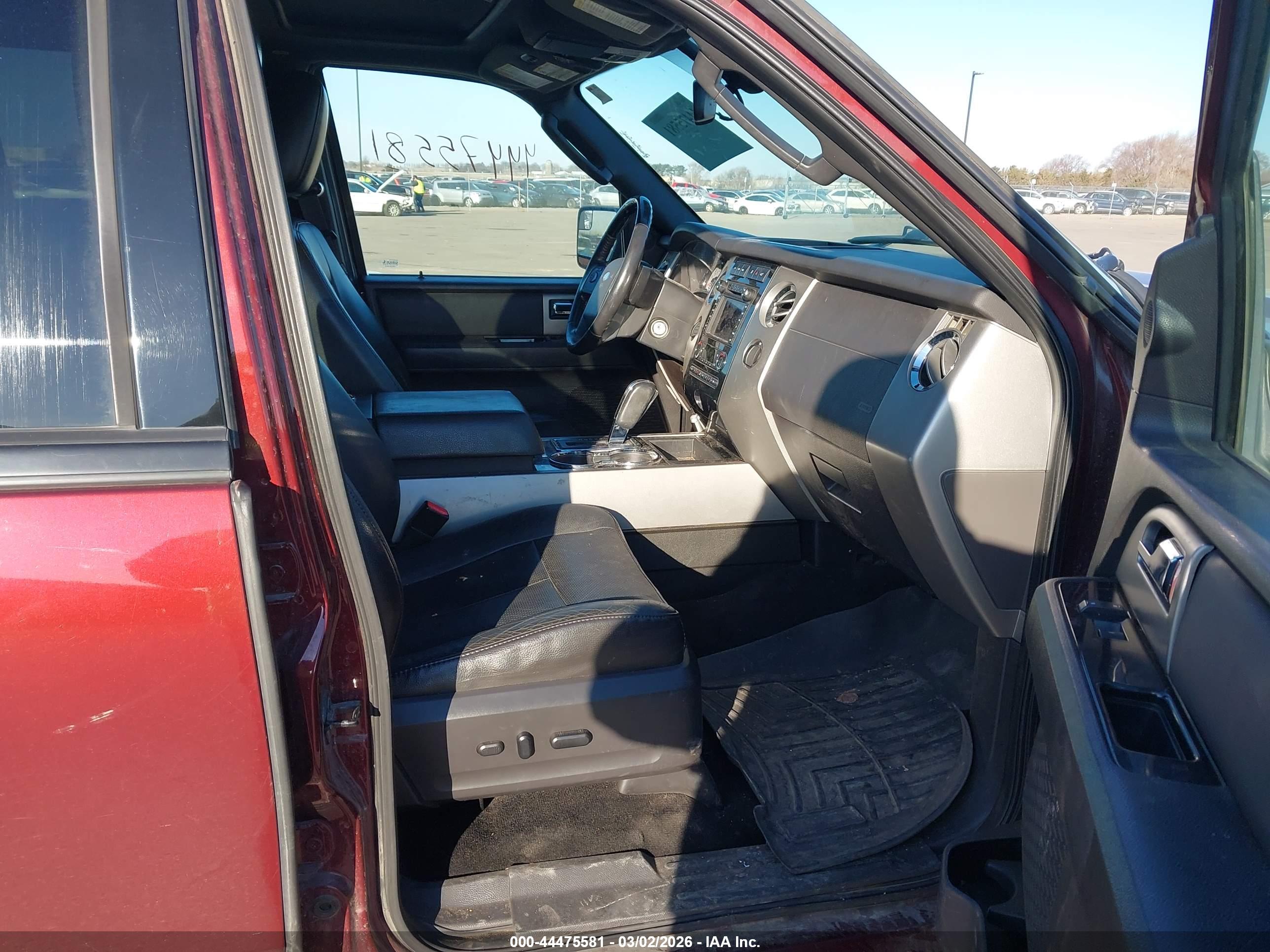 FORD EXPEDITION image 5