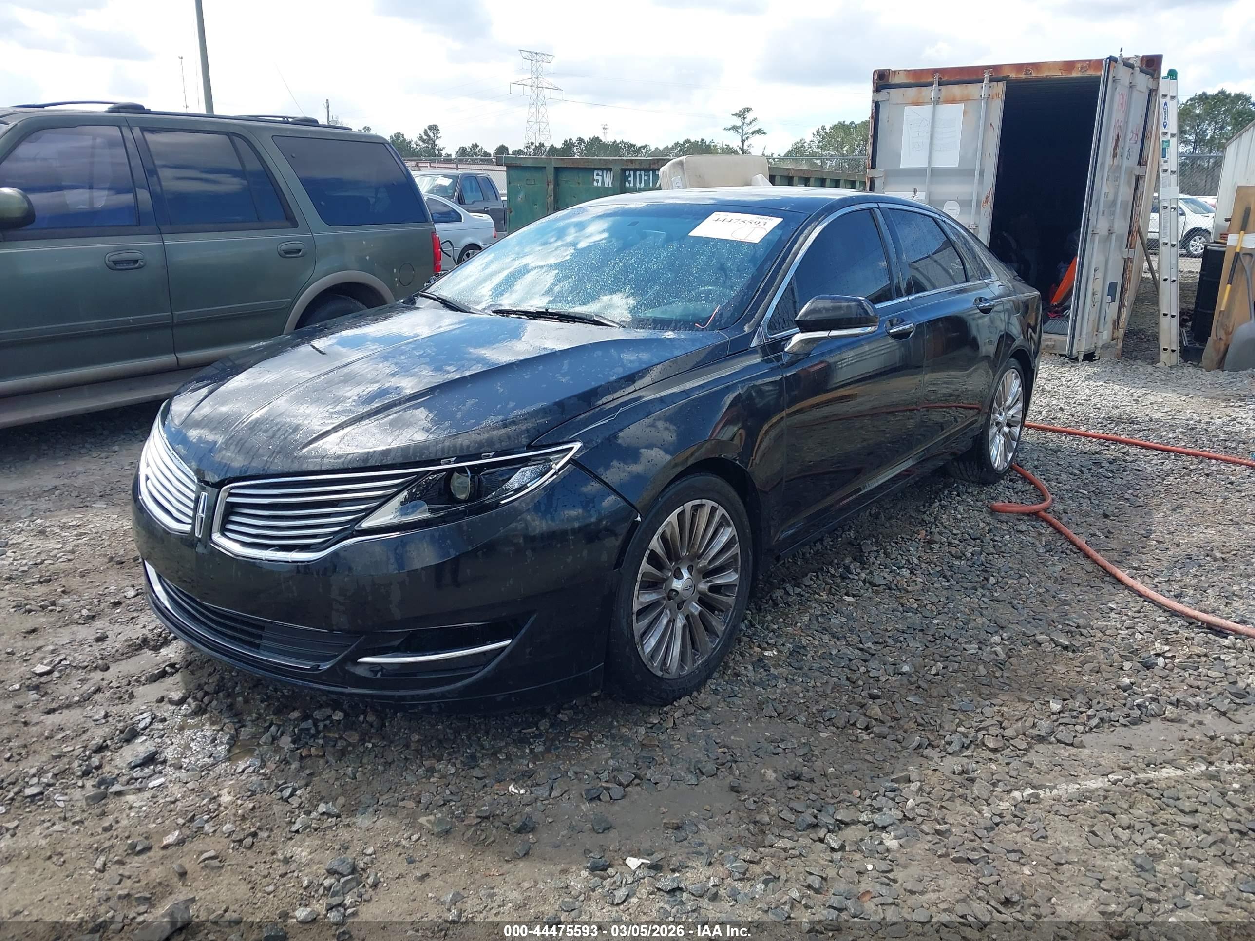 LINCOLN MKZ image 2