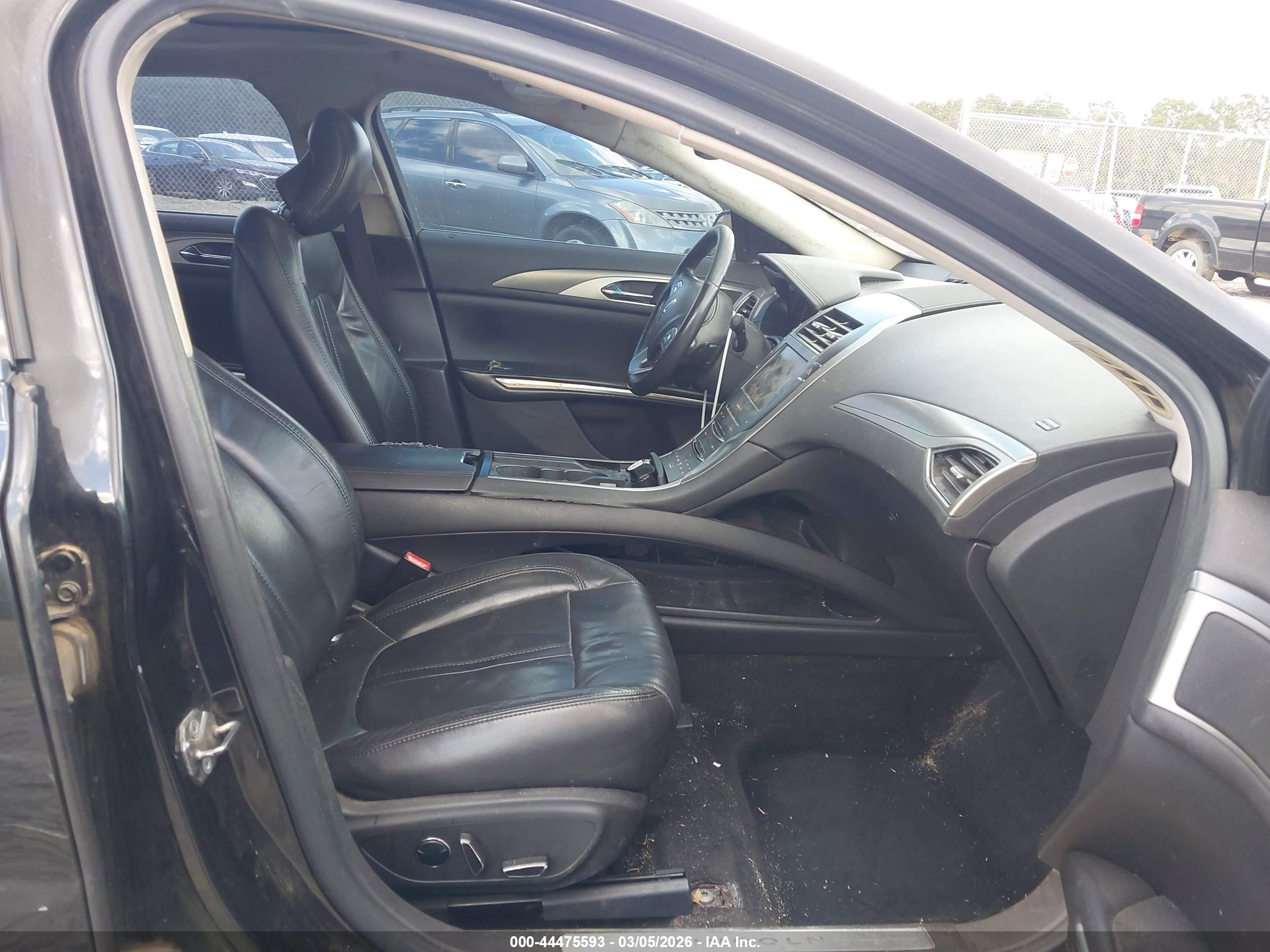 LINCOLN MKZ image 5