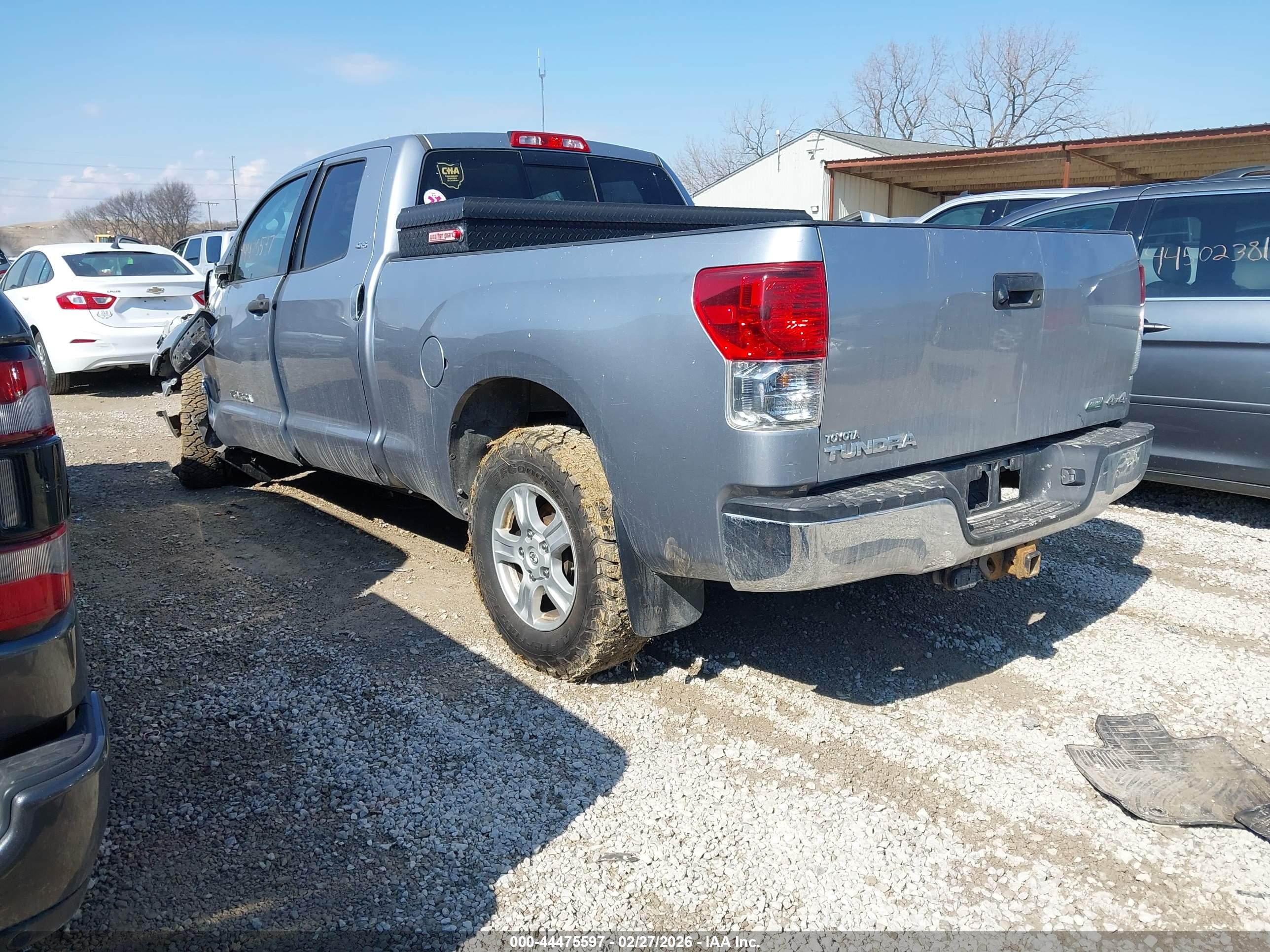 TOYOTA TUNDRA image 3