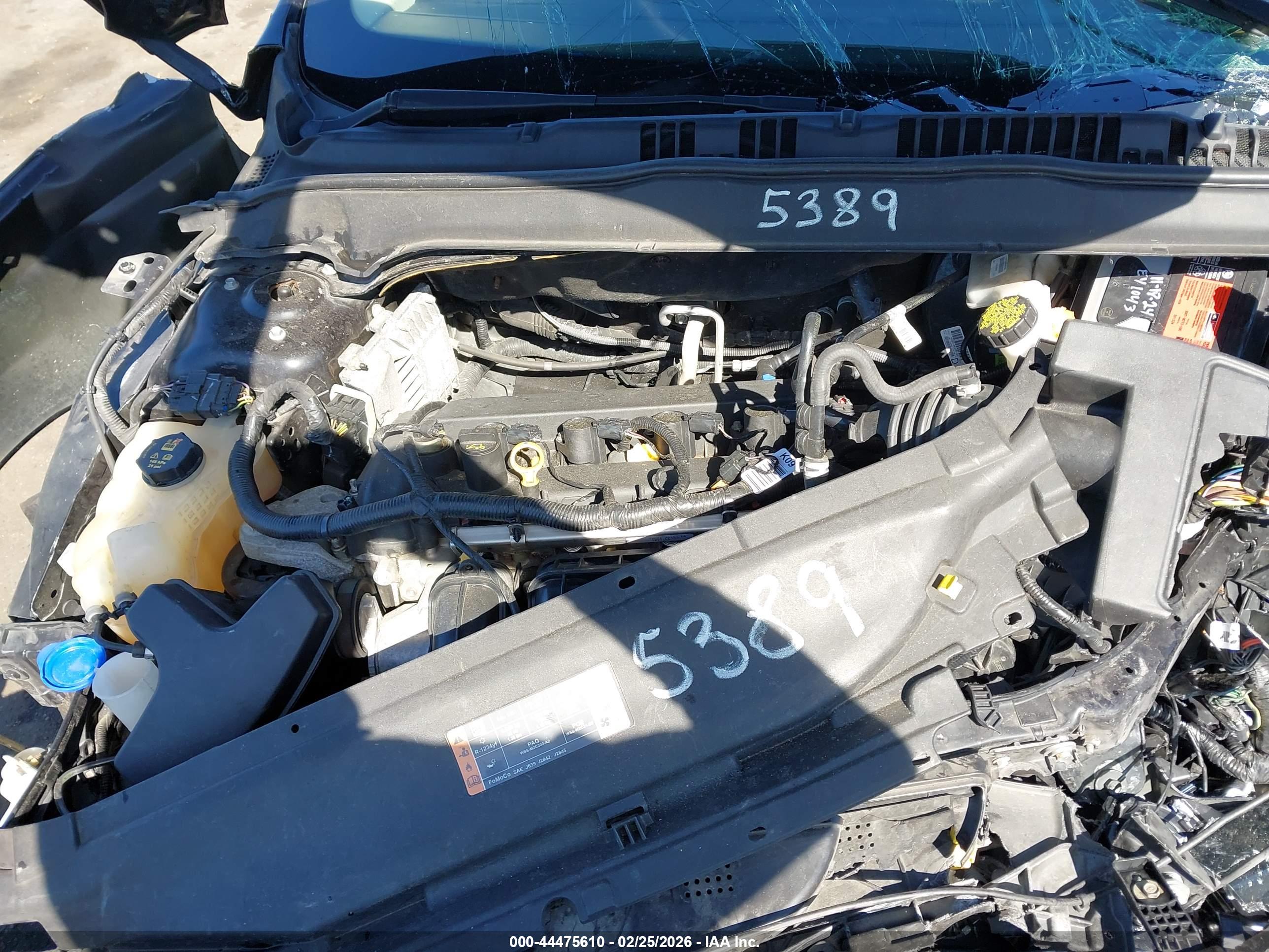 FORD FUSION image 10
