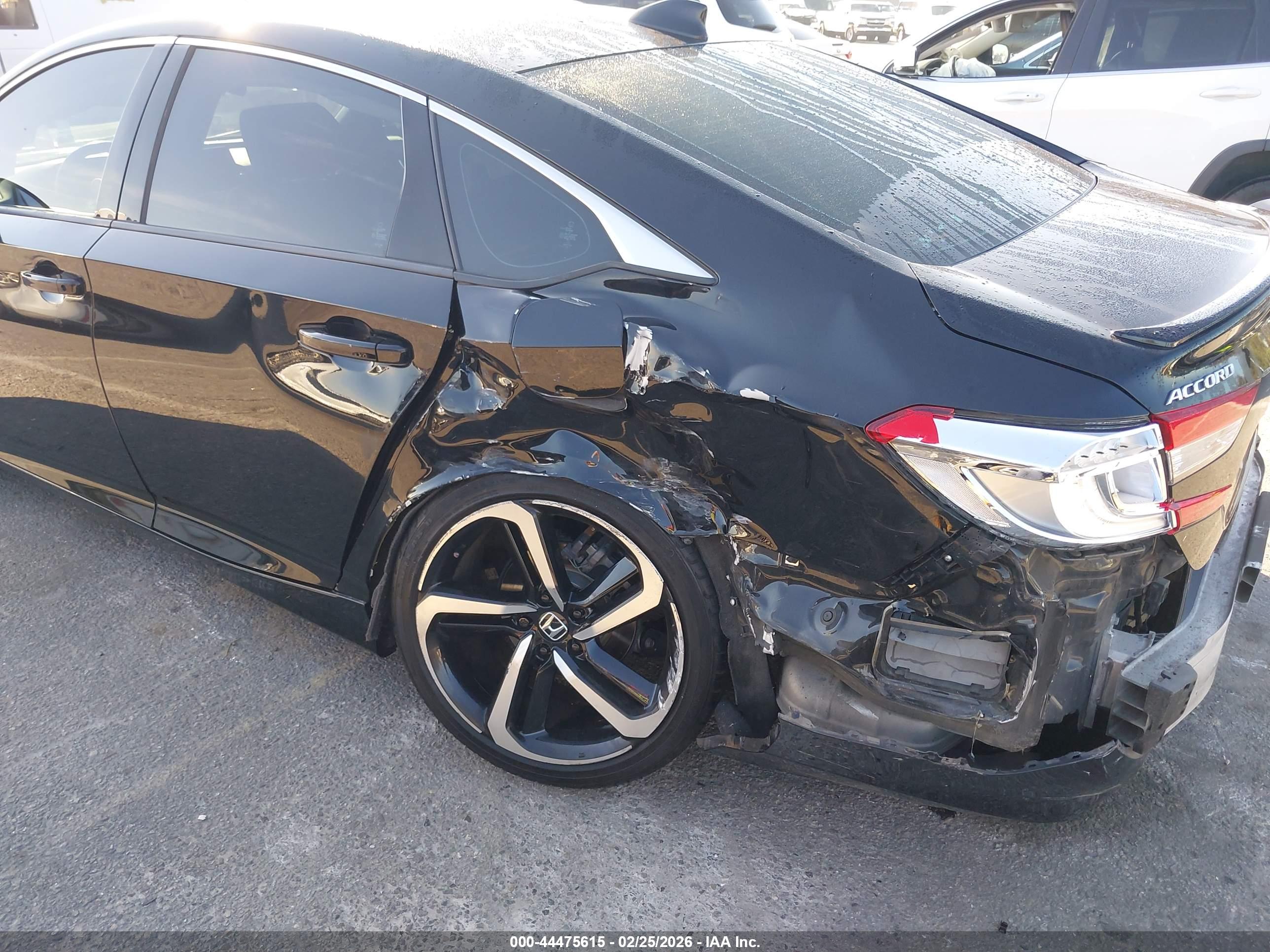 HONDA ACCORD image 6