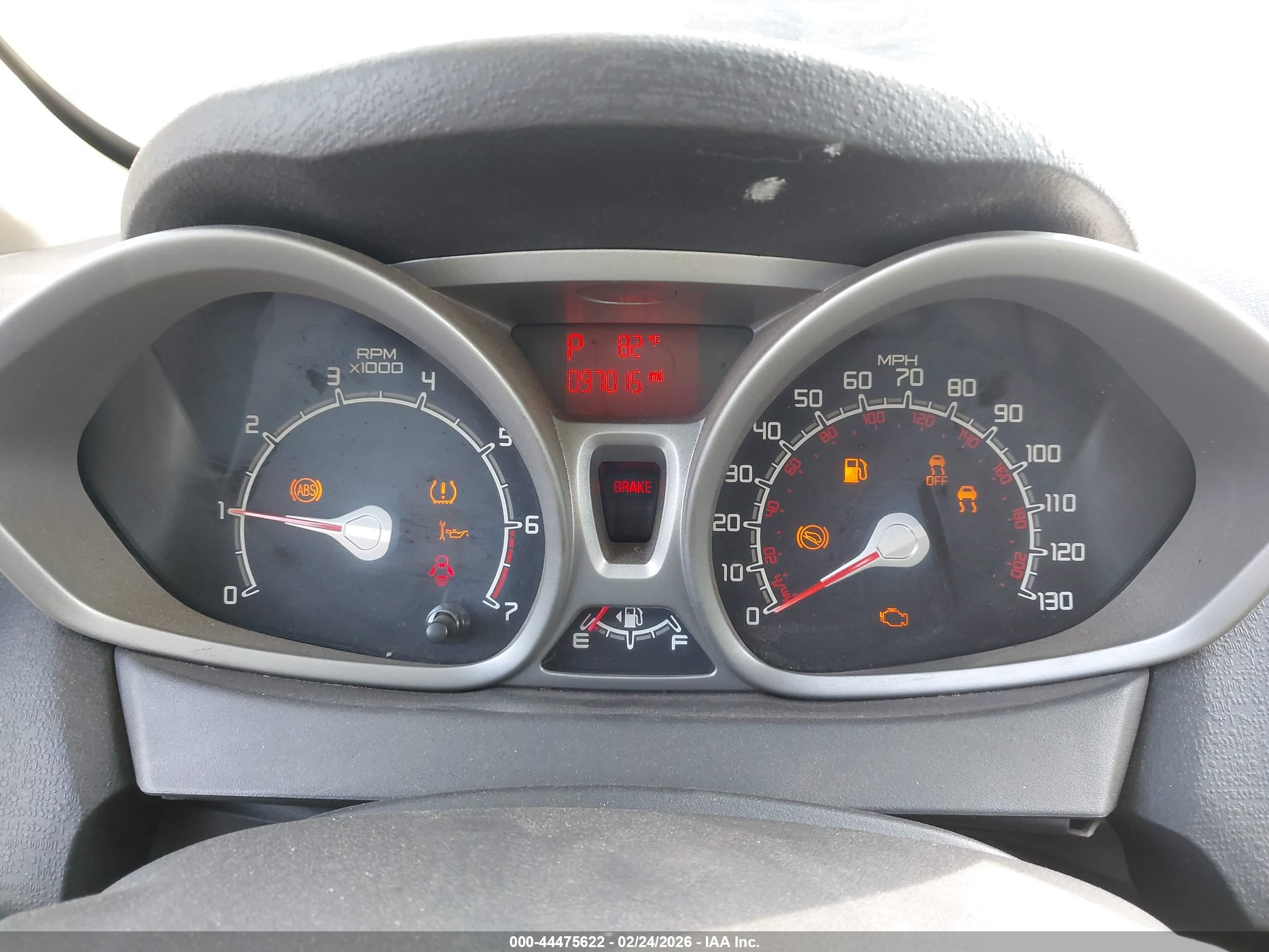 FORD FIESTA image 7