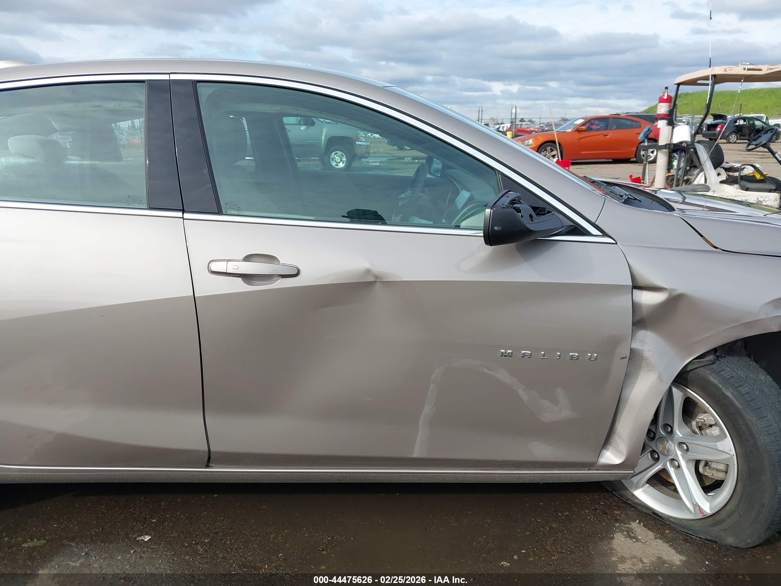 CHEVROLET MALIBU image 6
