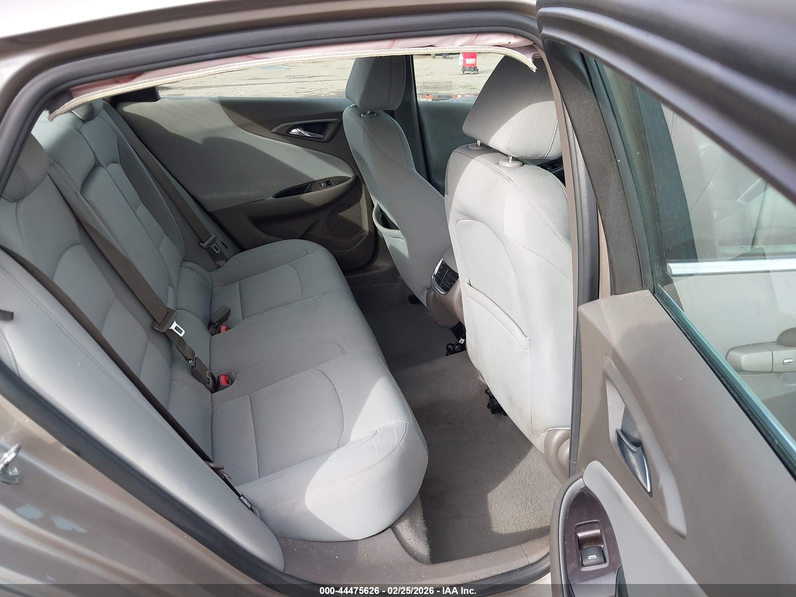 CHEVROLET MALIBU image 8