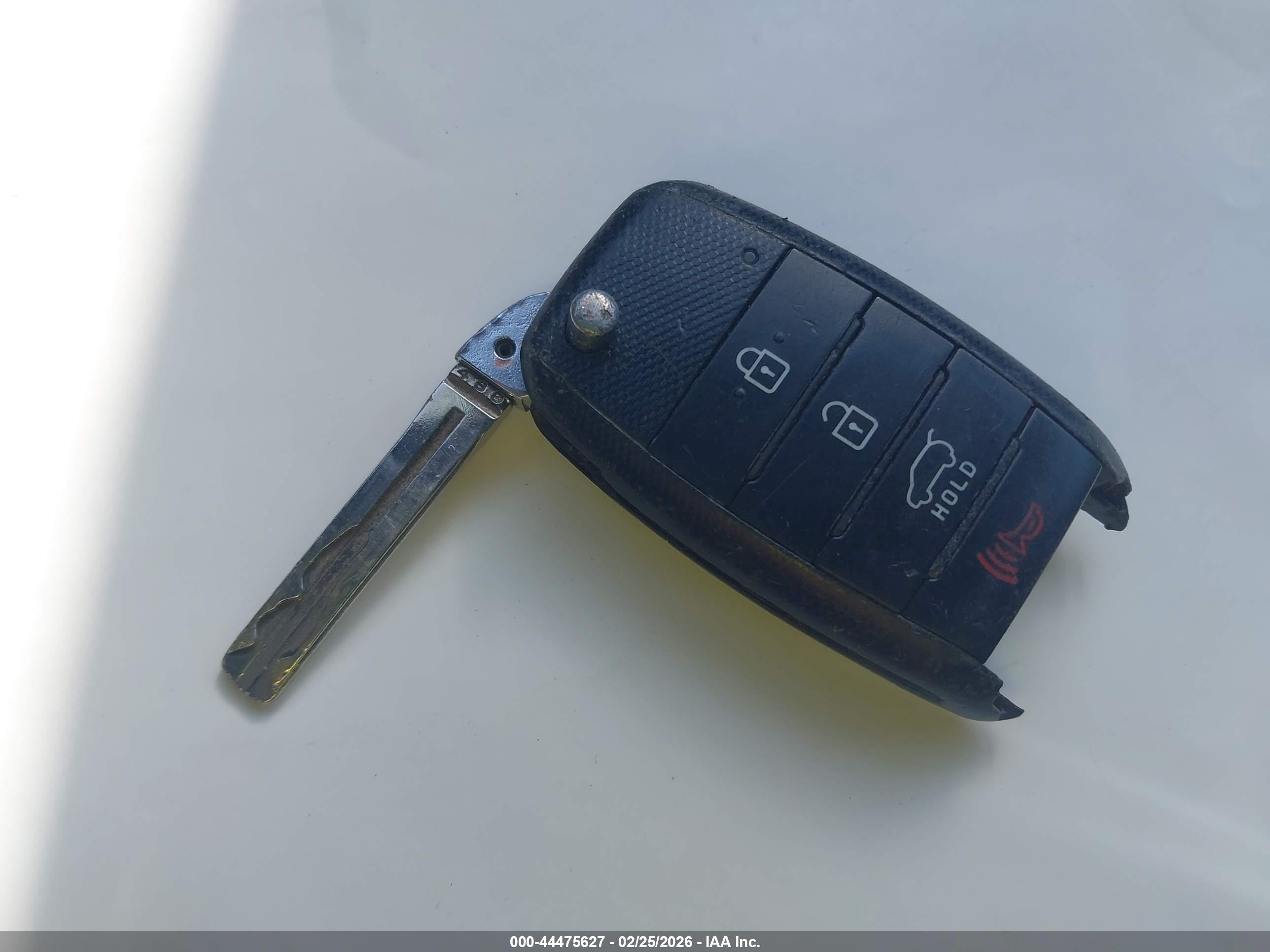 KIA SORENTO image 11
