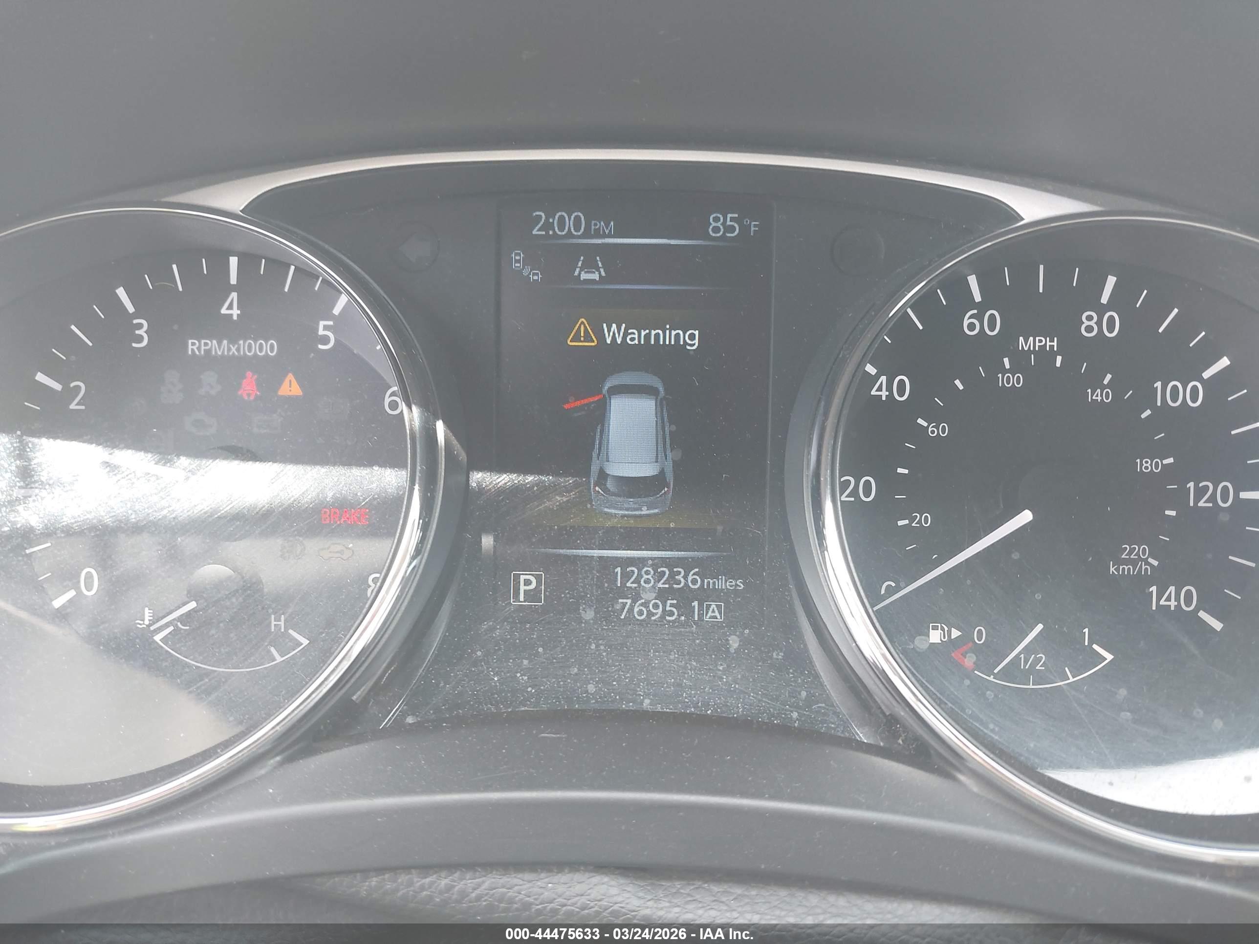 NISSAN ROGUE image 7