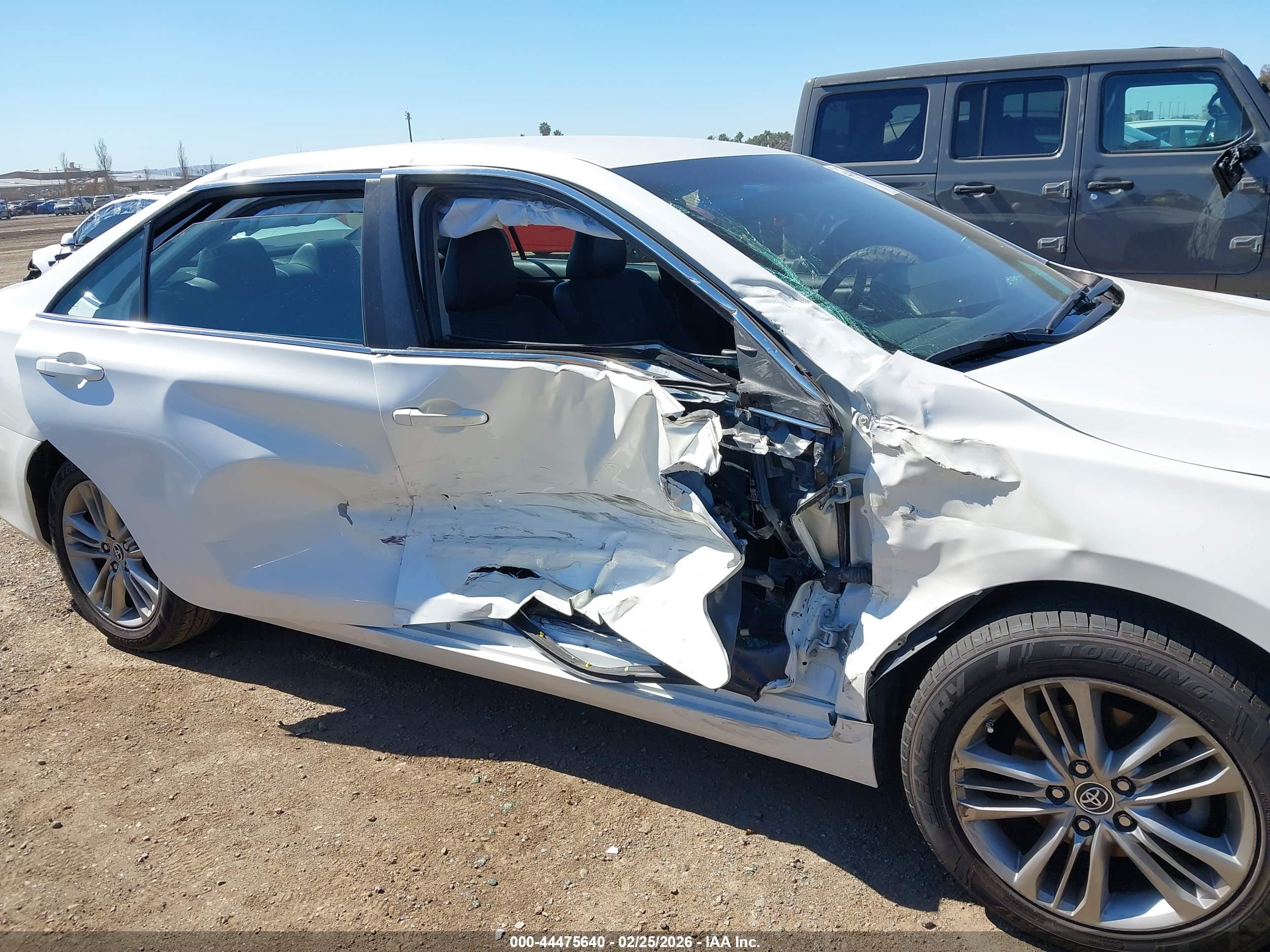 TOYOTA CAMRY image 6