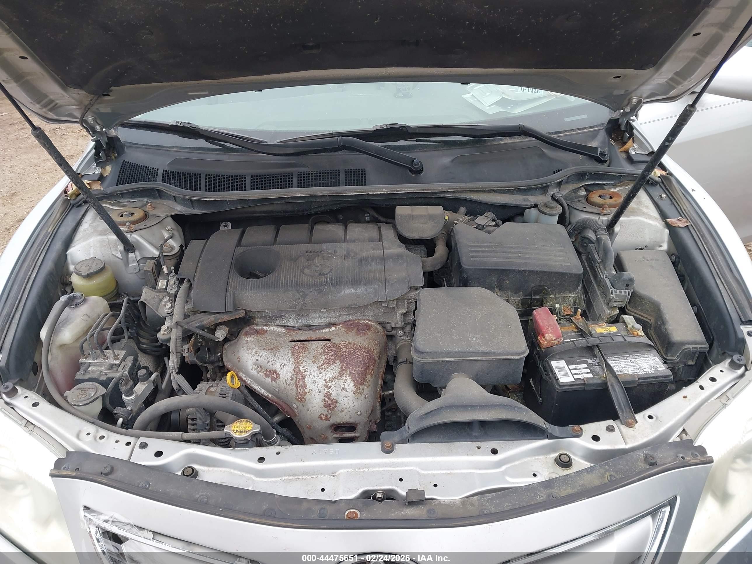 TOYOTA CAMRY image 10