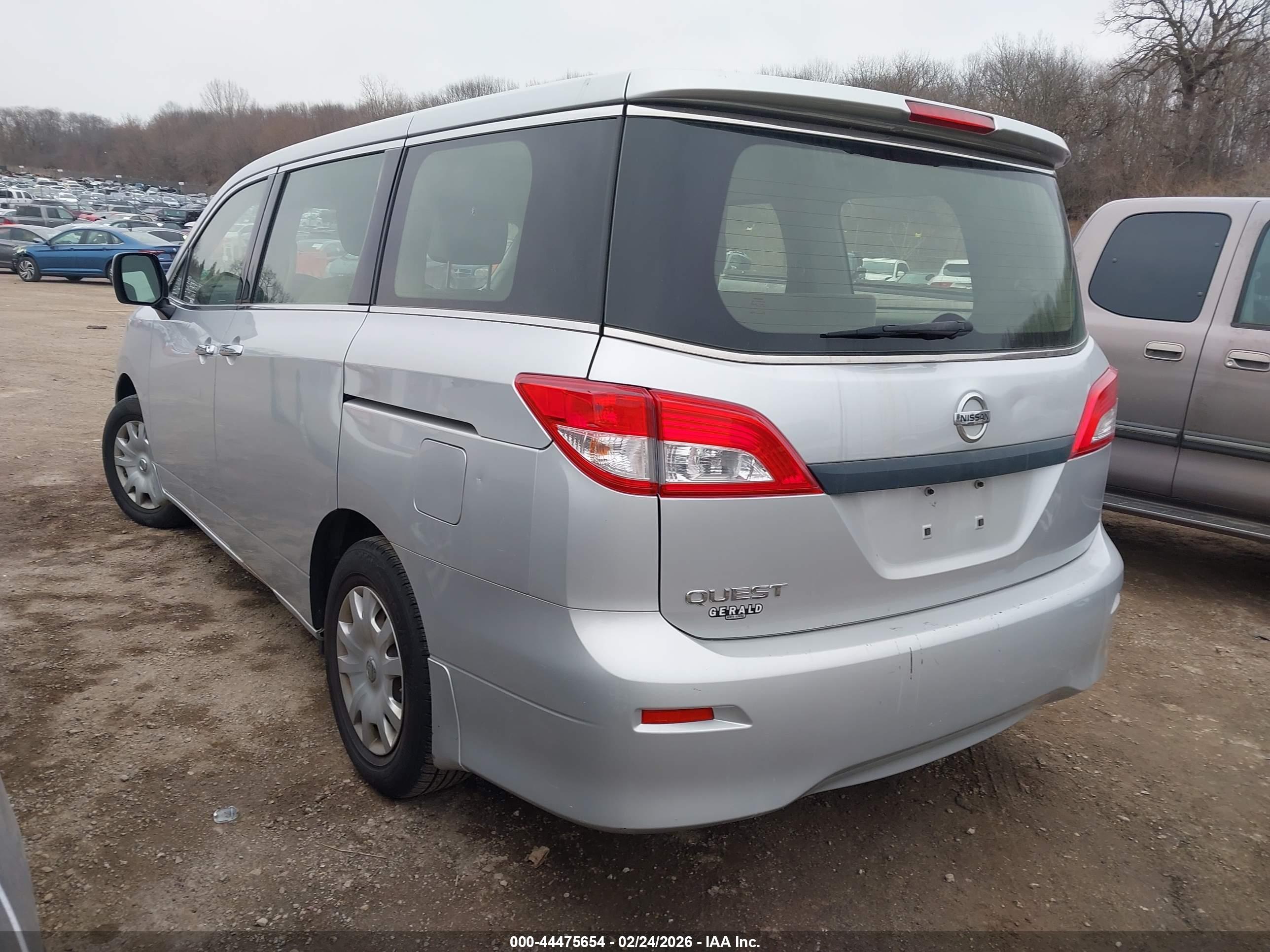 NISSAN QUEST image 3