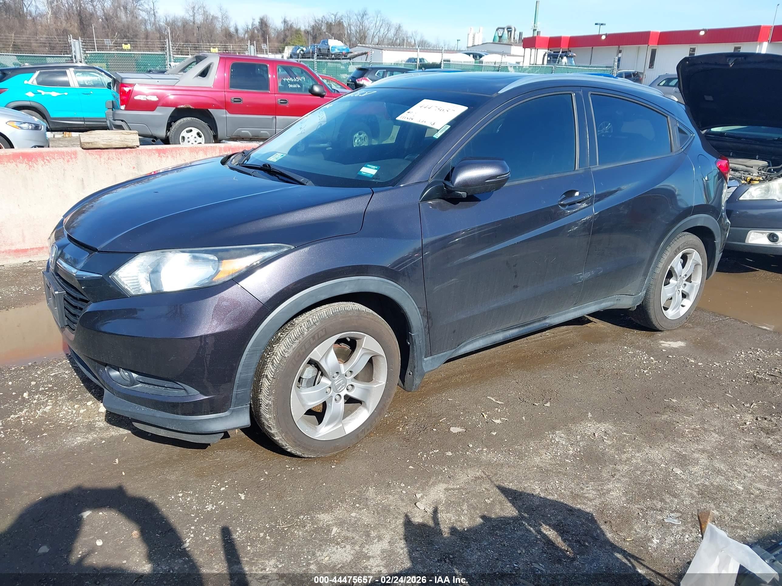 HONDA HR-V image 2