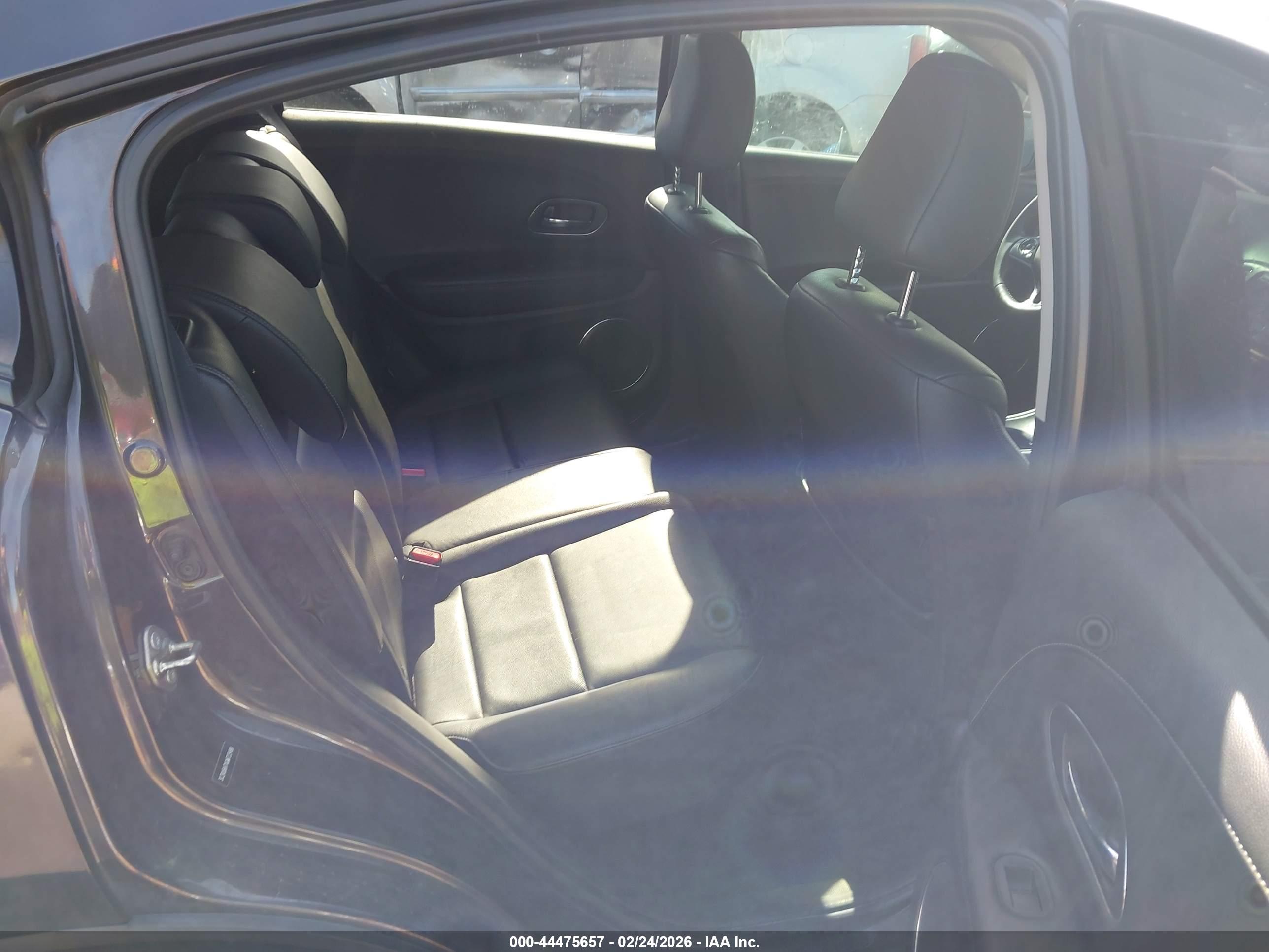 HONDA HR-V image 8