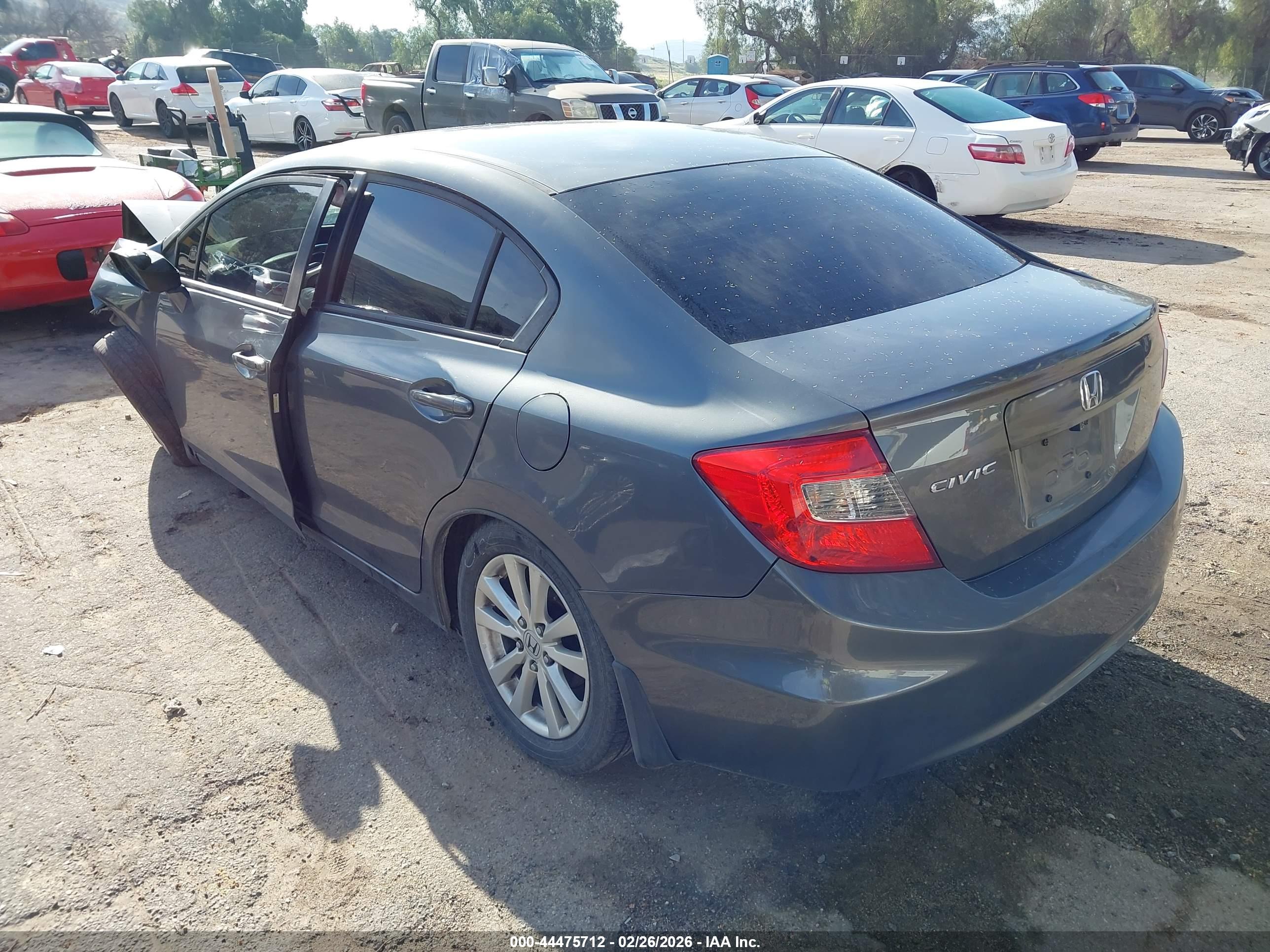 HONDA CIVIC image 3