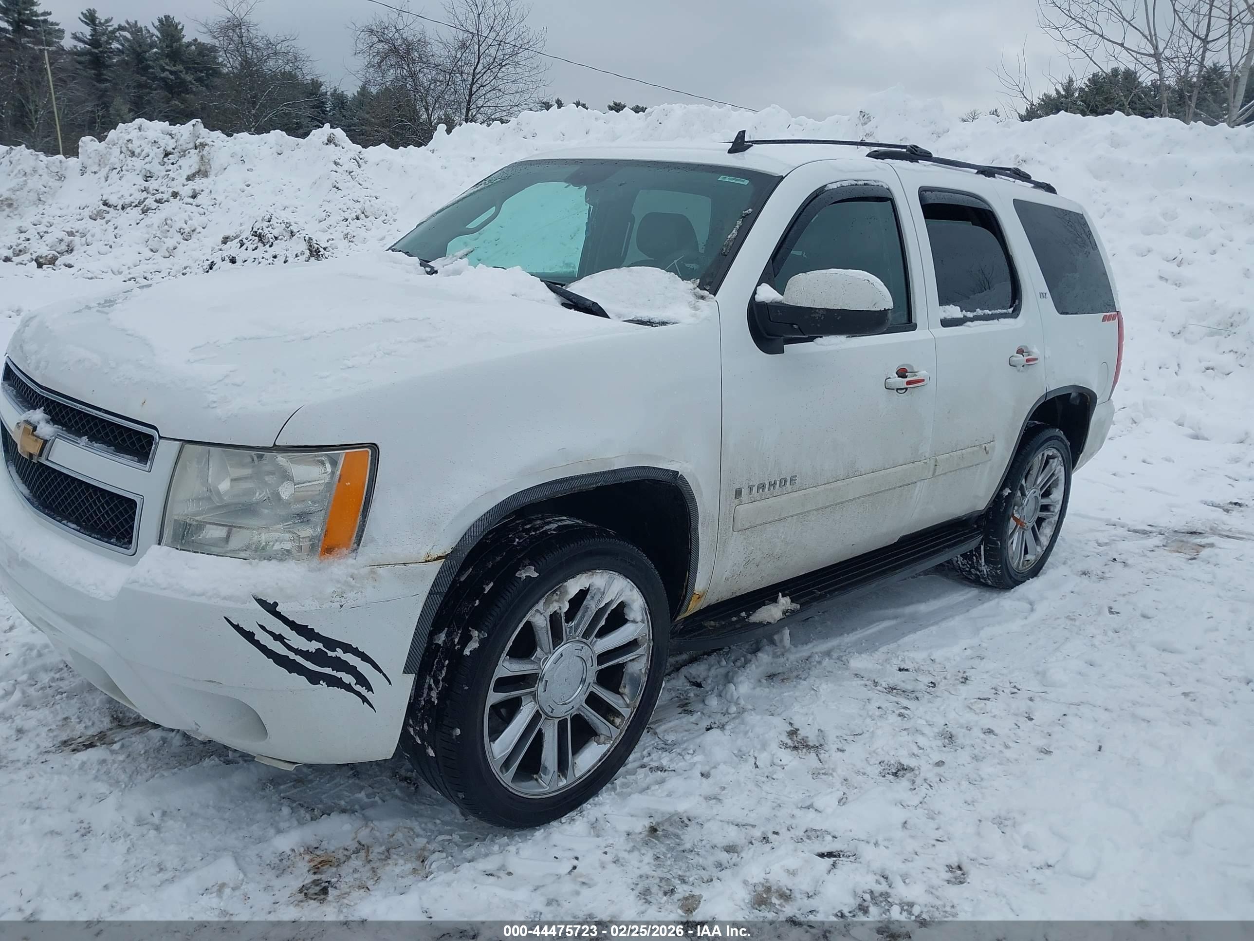 CHEVROLET TAHOE image 2
