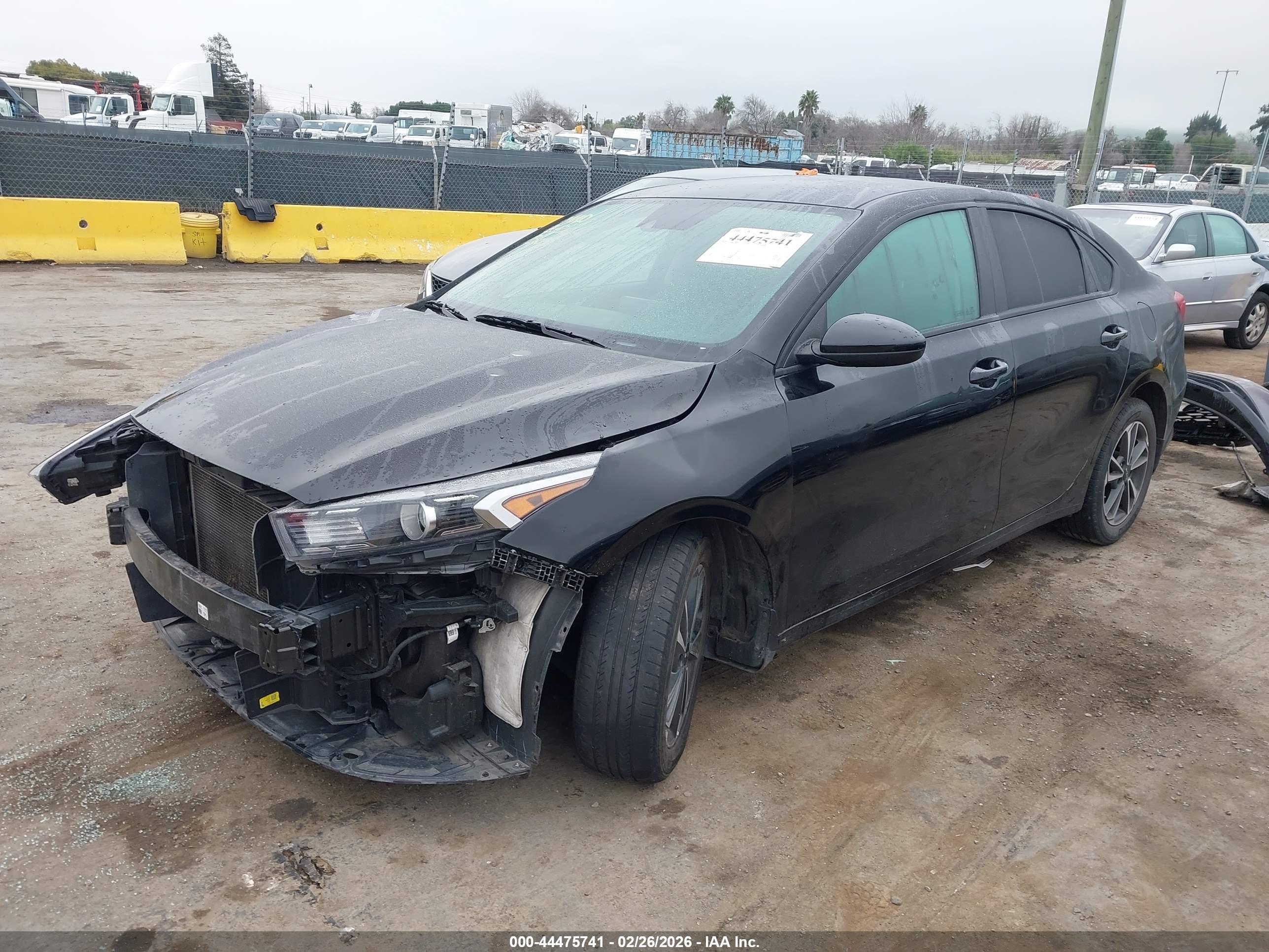 KIA FORTE image 2