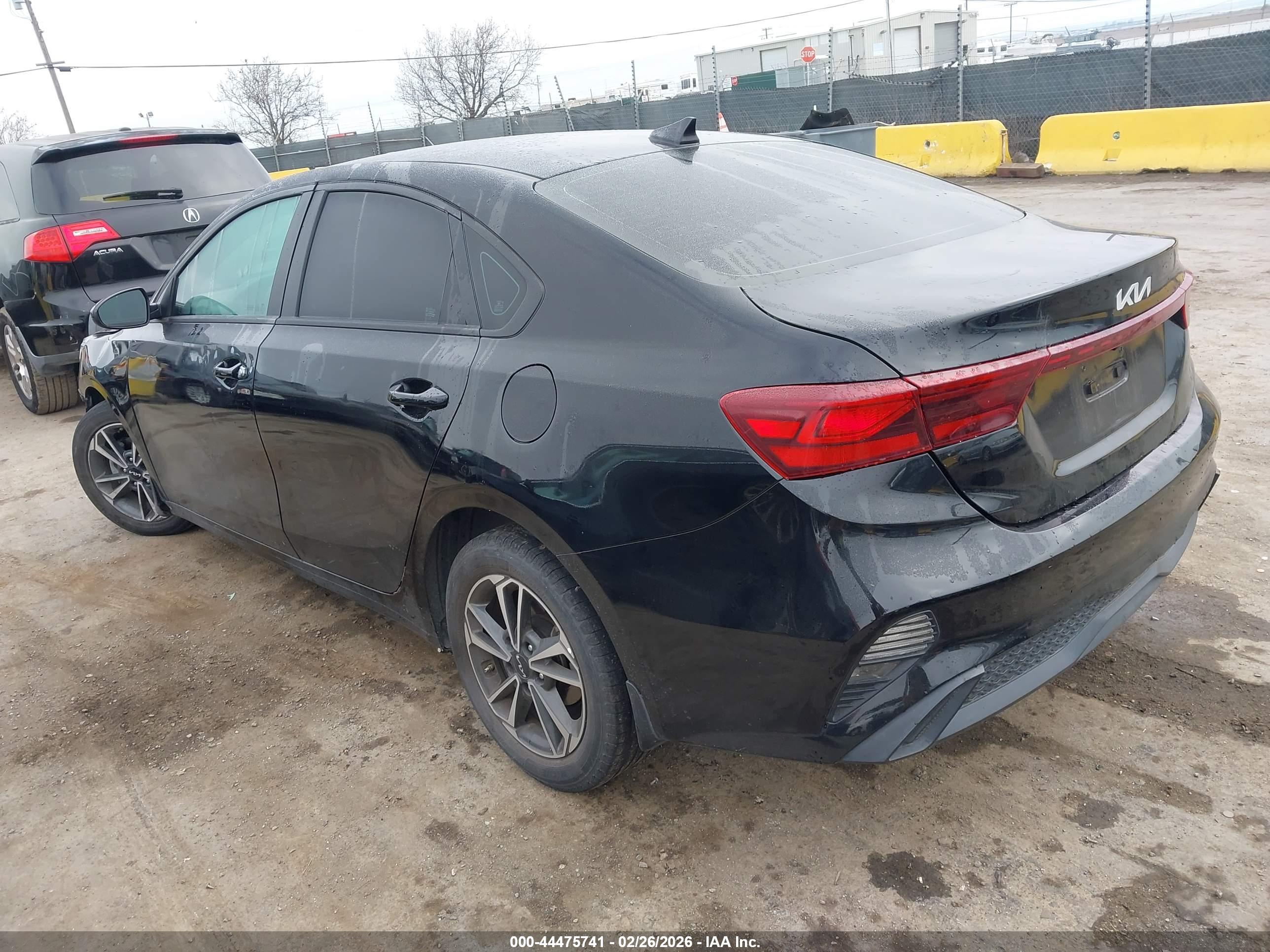 KIA FORTE image 3