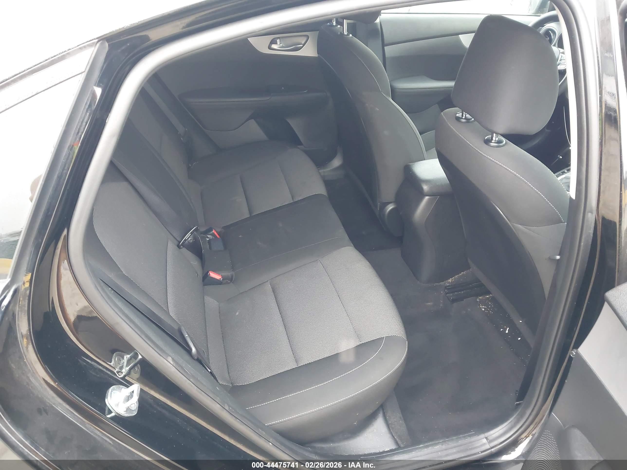 KIA FORTE image 8