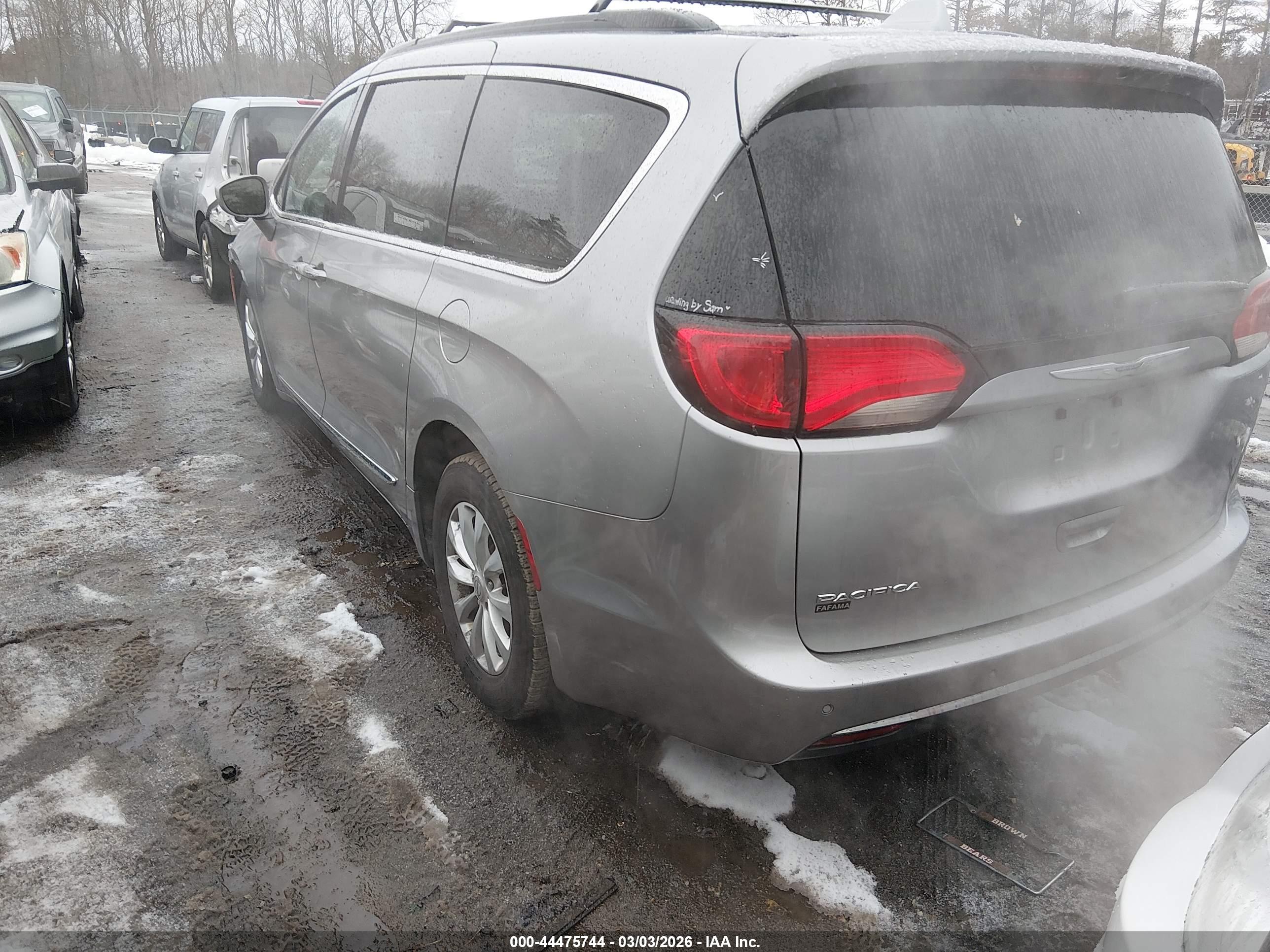 CHRYSLER PACIFICA image 3