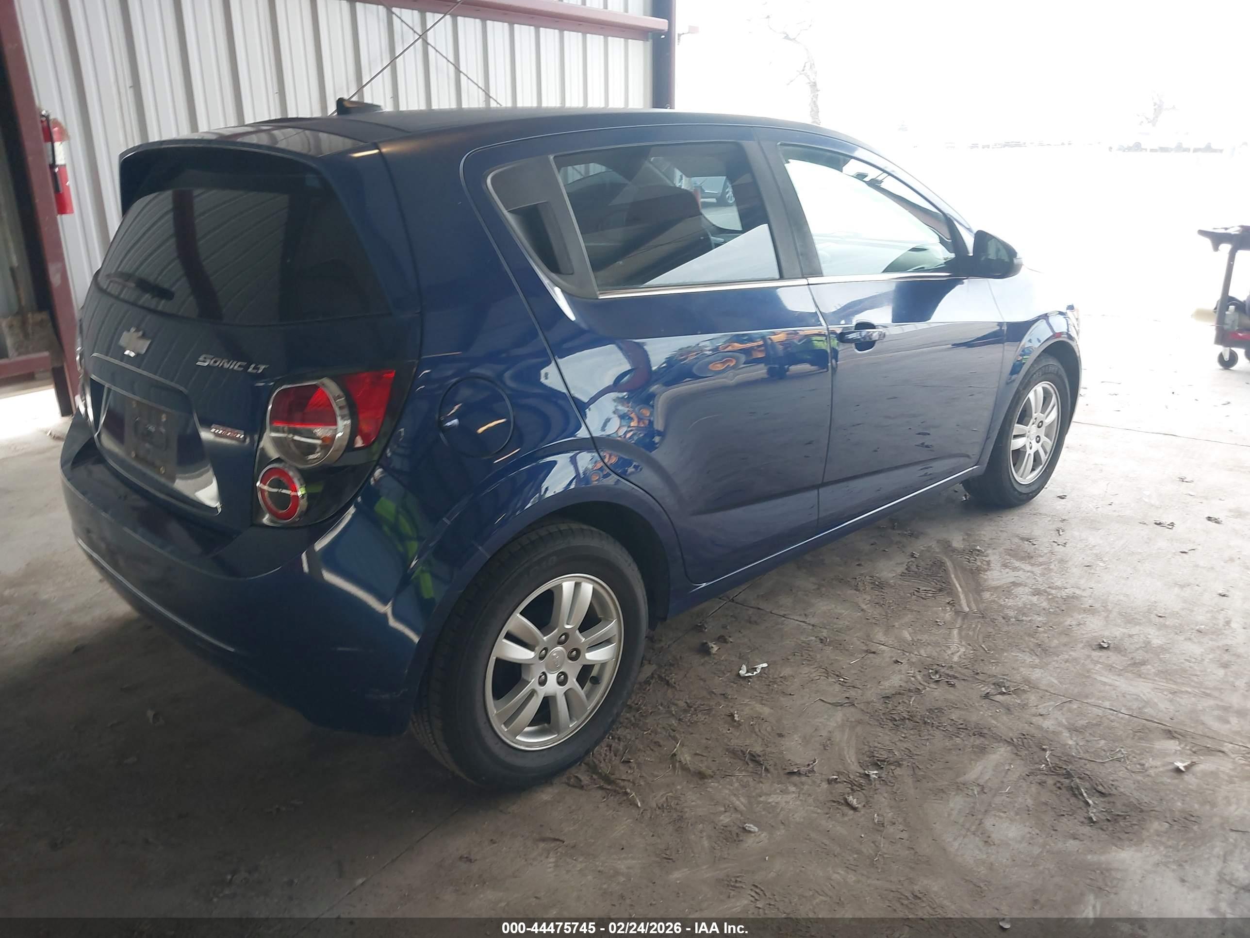 CHEVROLET SONIC image 4