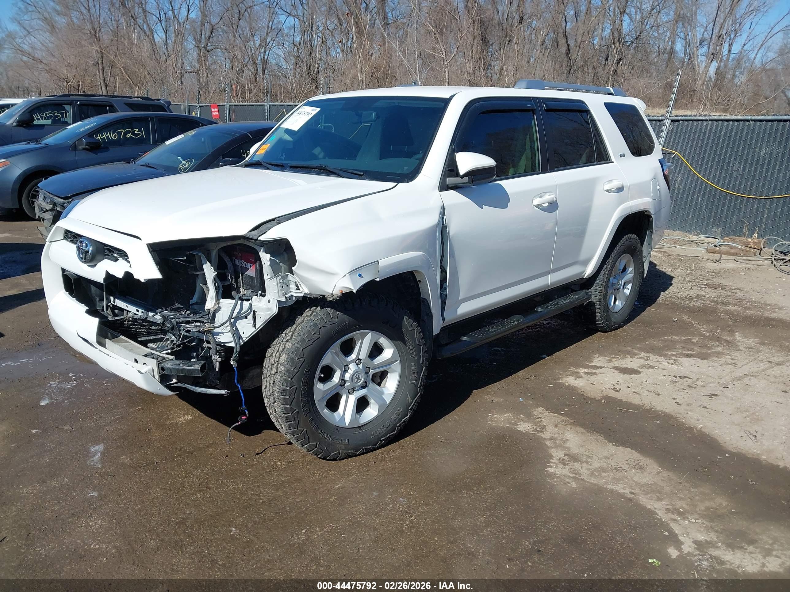 TOYOTA 4RUNNER image 2