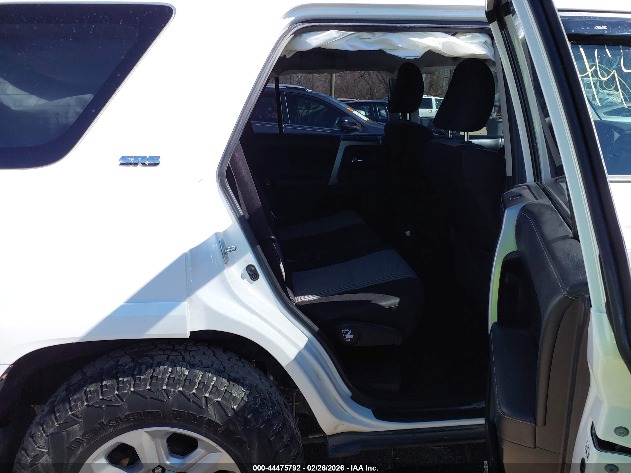 TOYOTA 4RUNNER image 8