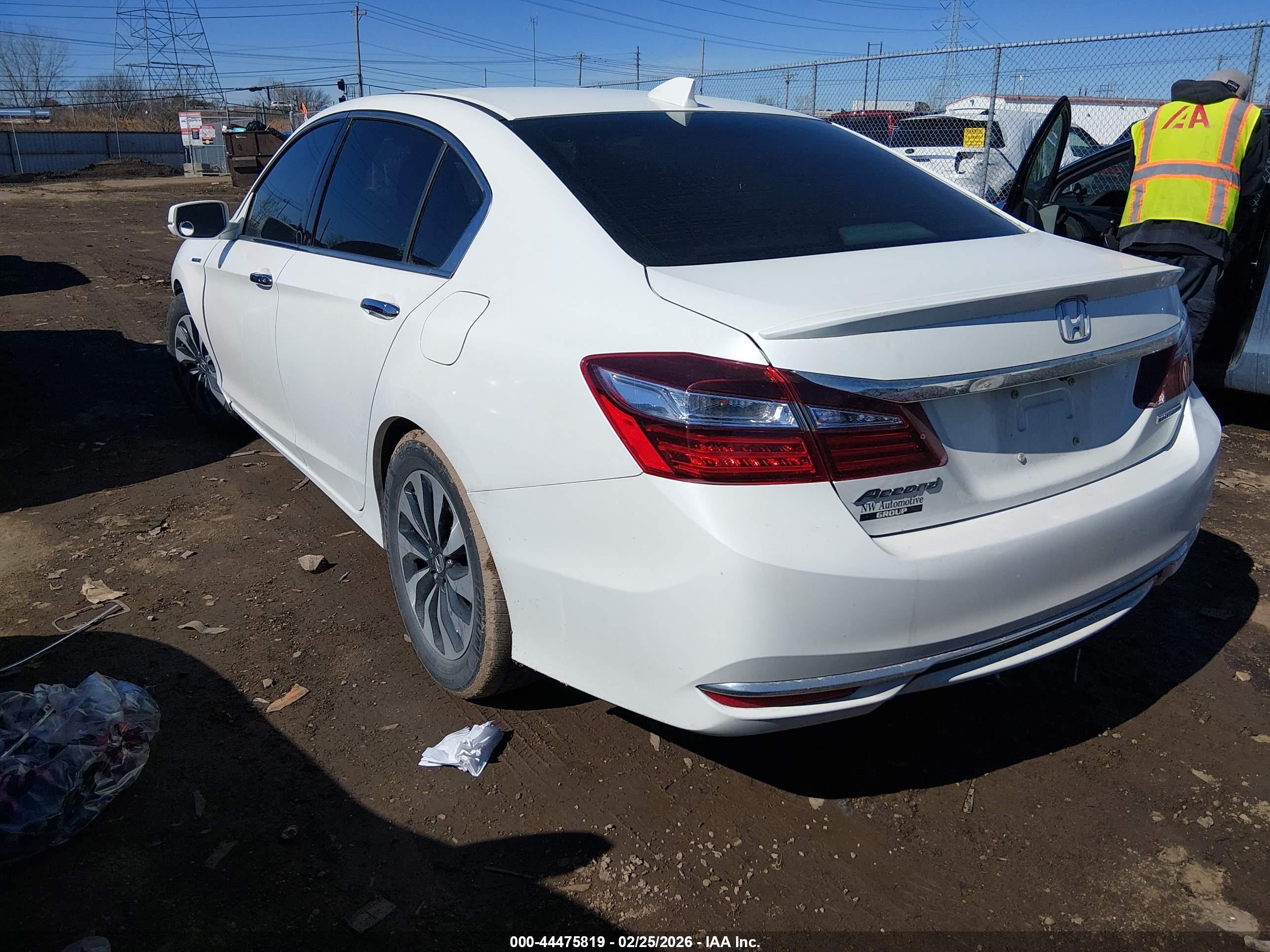 HONDA ACCORD image 3