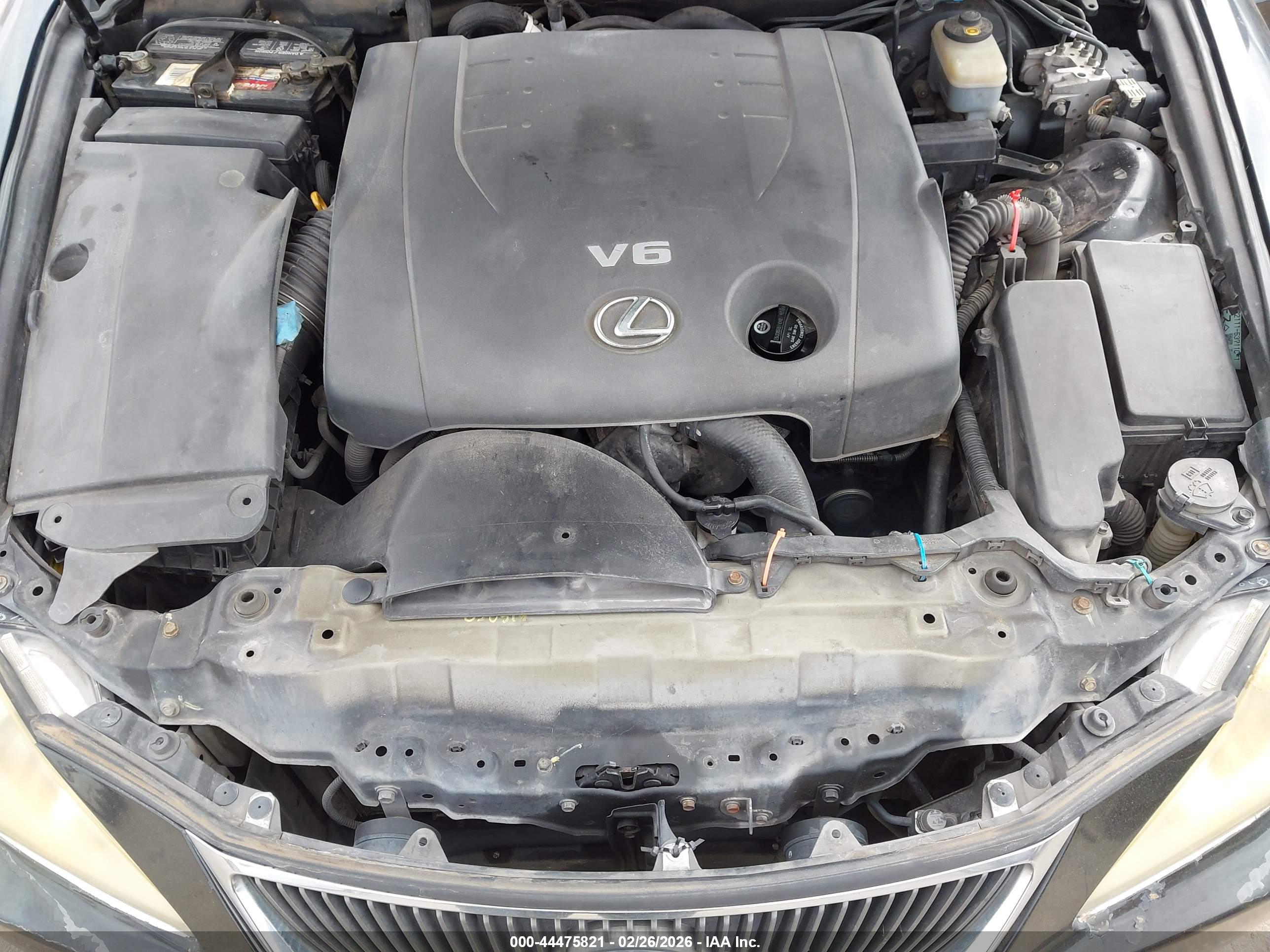 LEXUS IS image 10