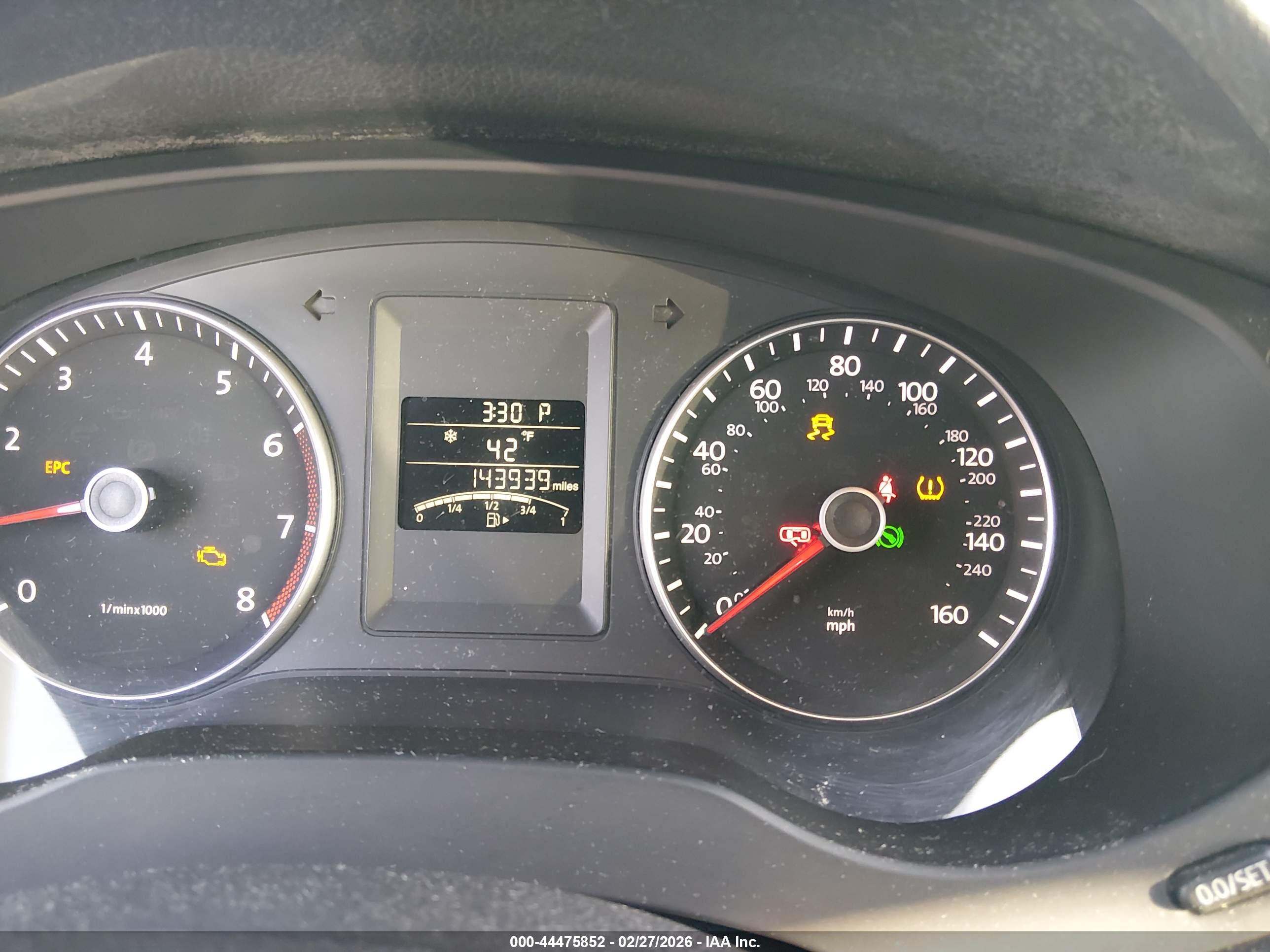 VOLKSWAGEN JETTA image 7