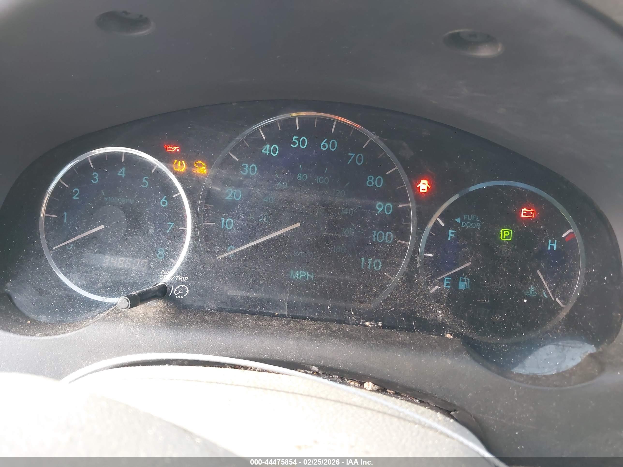 TOYOTA SIENNA image 7