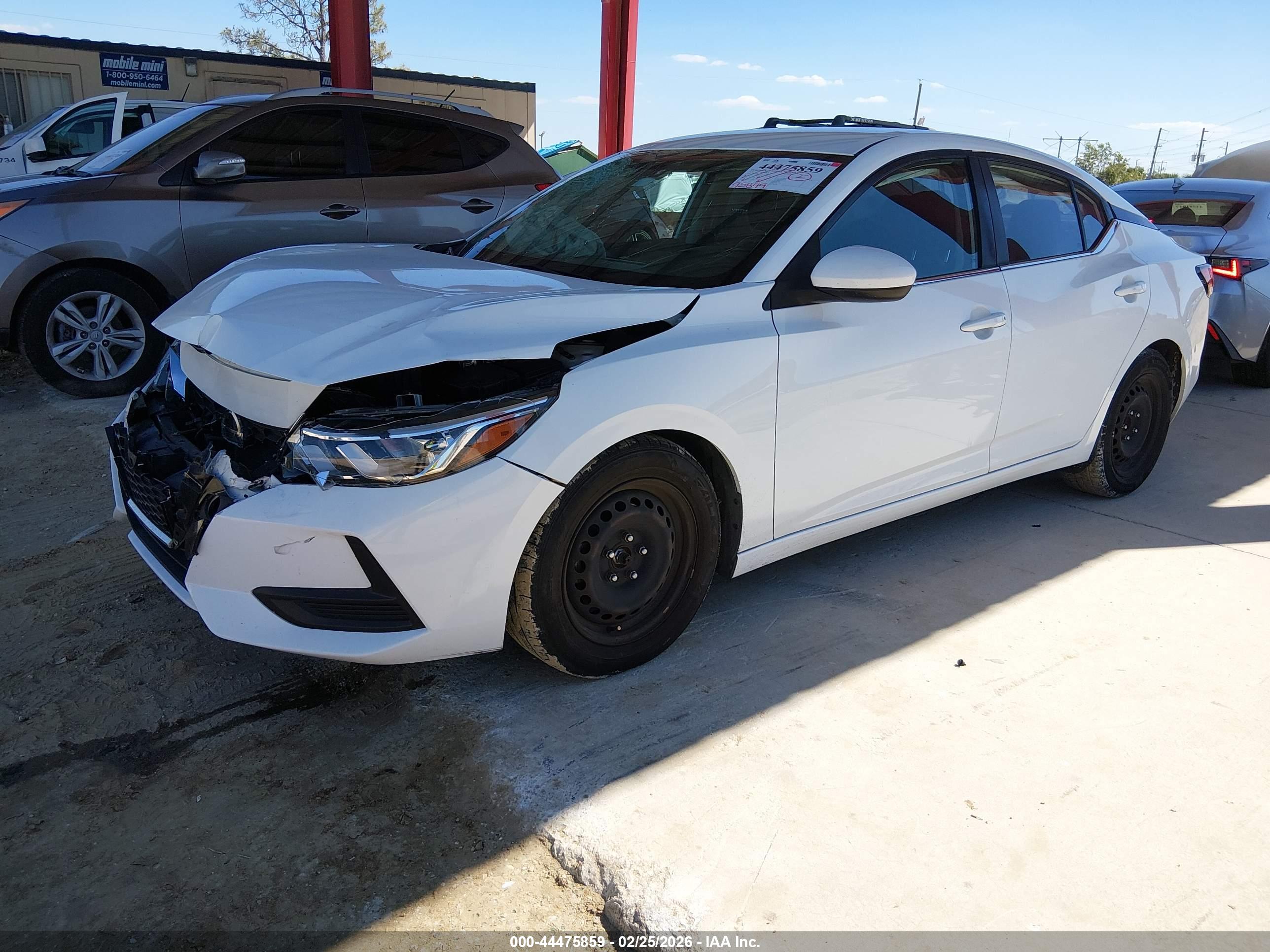 NISSAN SENTRA image 2