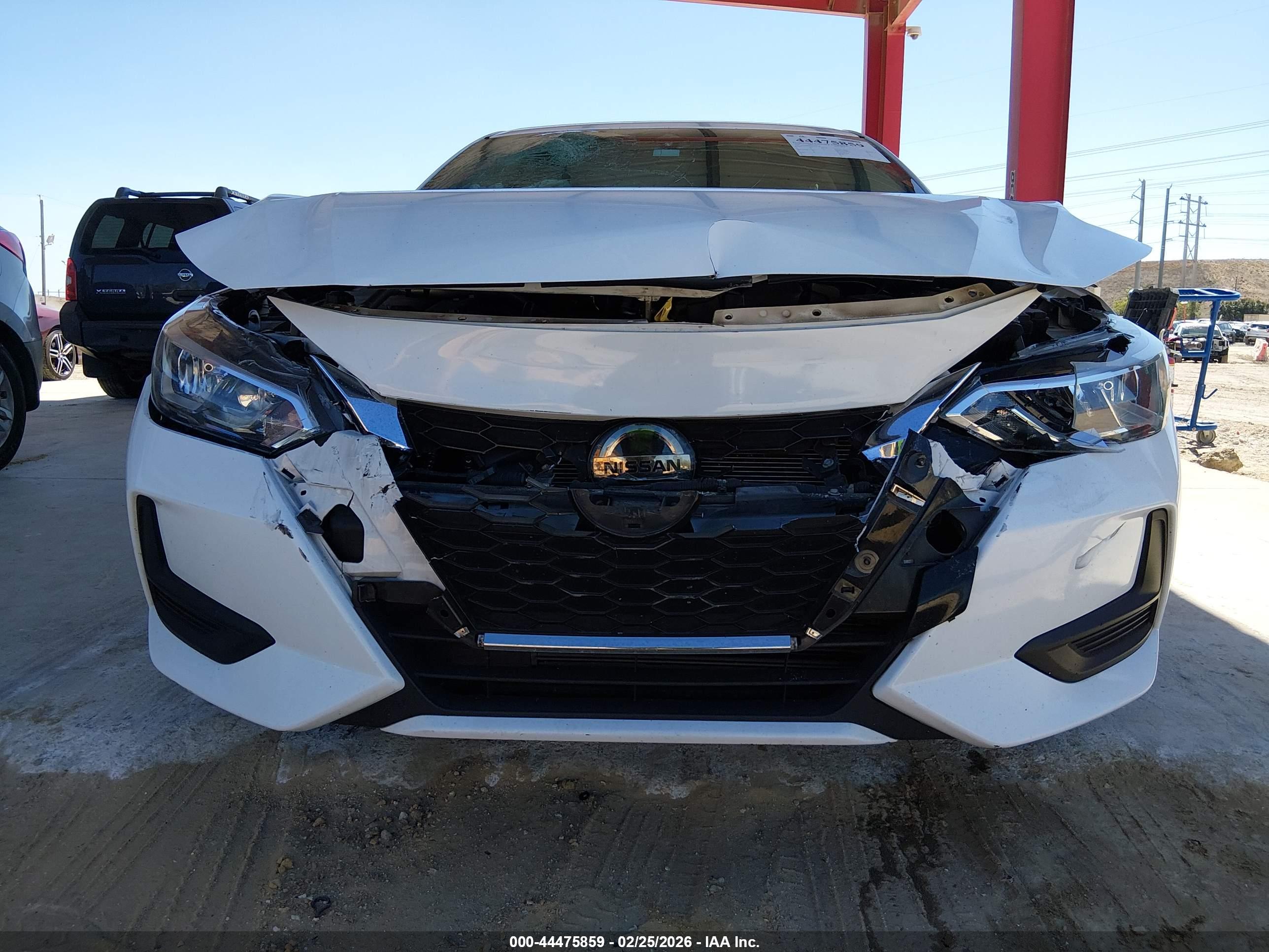 NISSAN SENTRA image 6